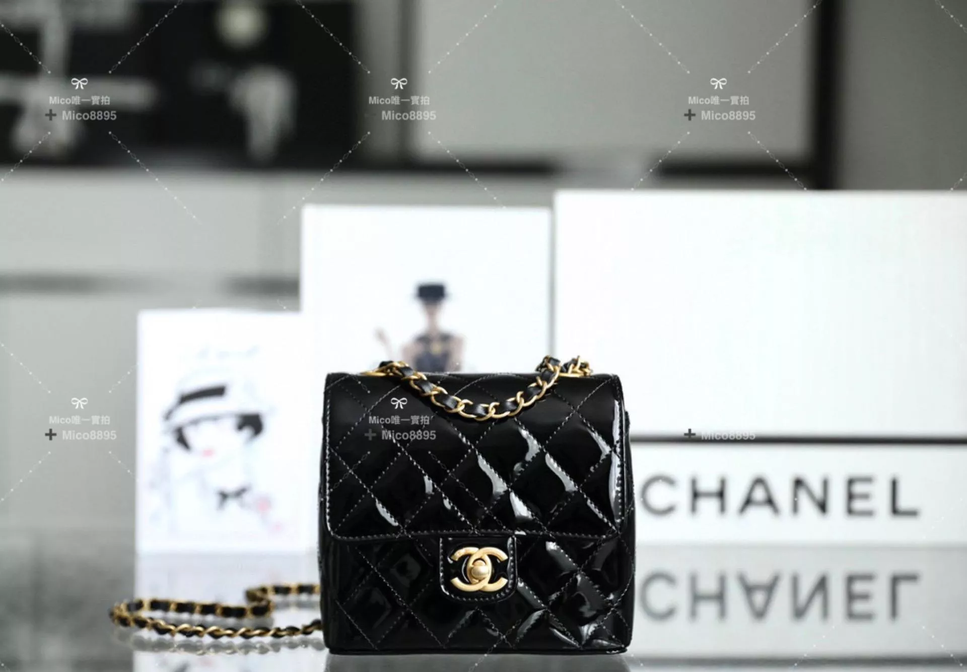 Chanel 𝐌𝐢𝐧𝐢口蓋包/方胖子 漆皮黑色 17cm 新款方胖