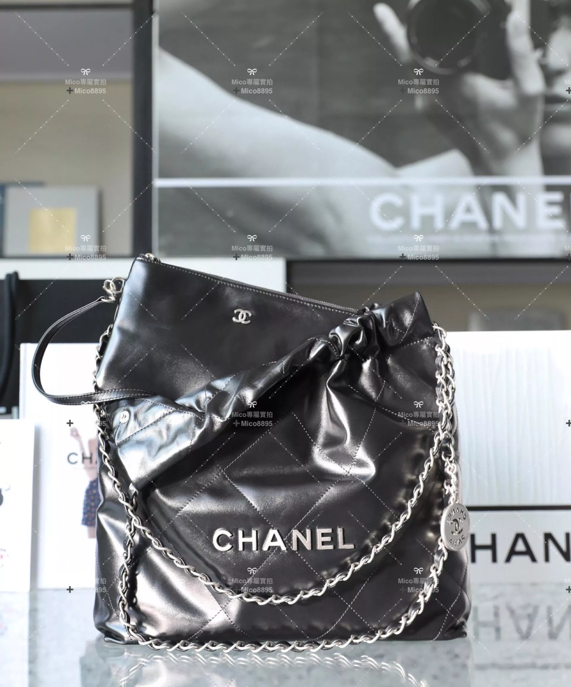 CHANEL 𝟮𝟮𝘀 | 黑色牛皮/砂銀釦小號 22包/22Bag