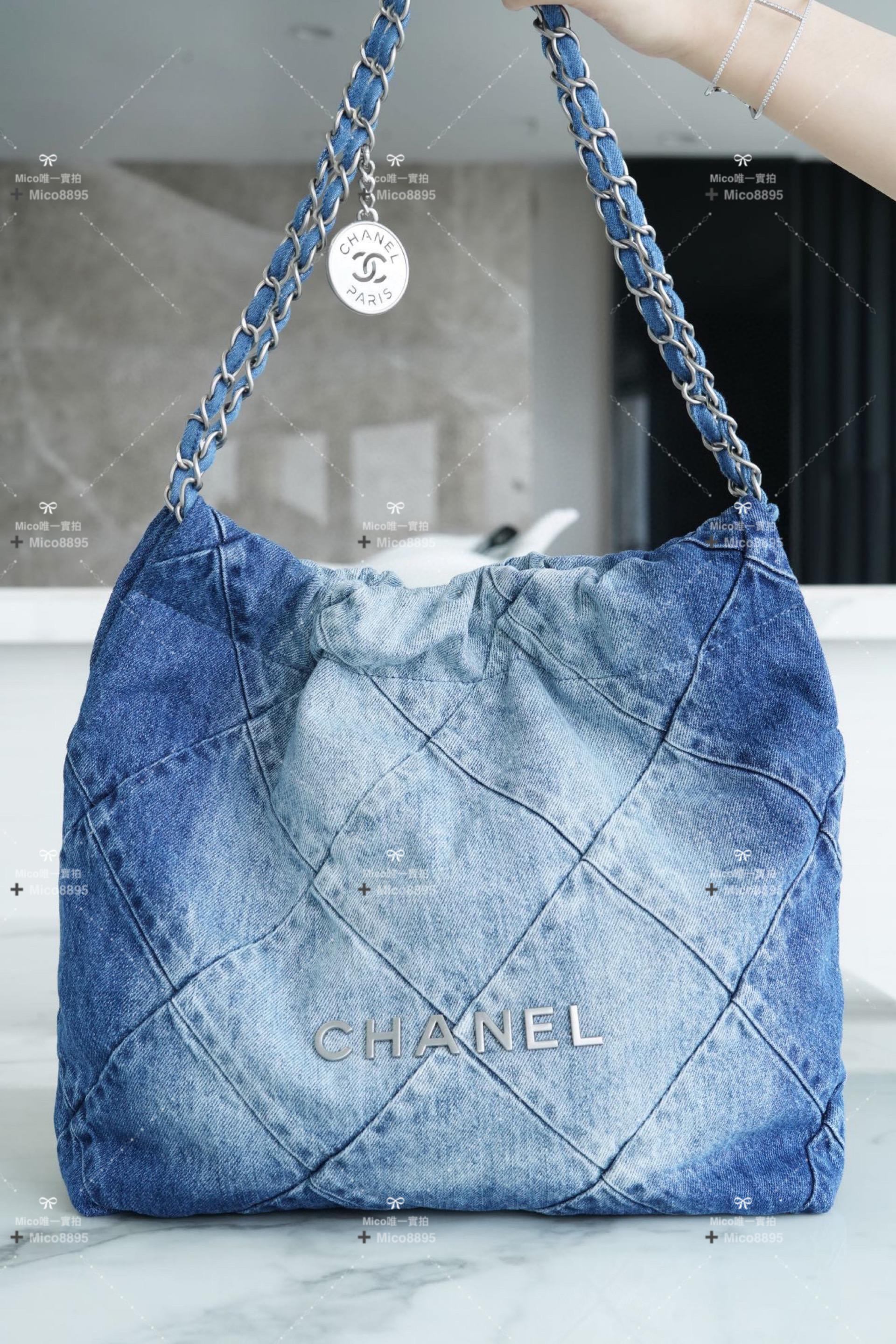 CHANEL 慵懶隨性風格 小號 丹寧/牛仔款 22Bag/22包 尺寸：39*42*8cm