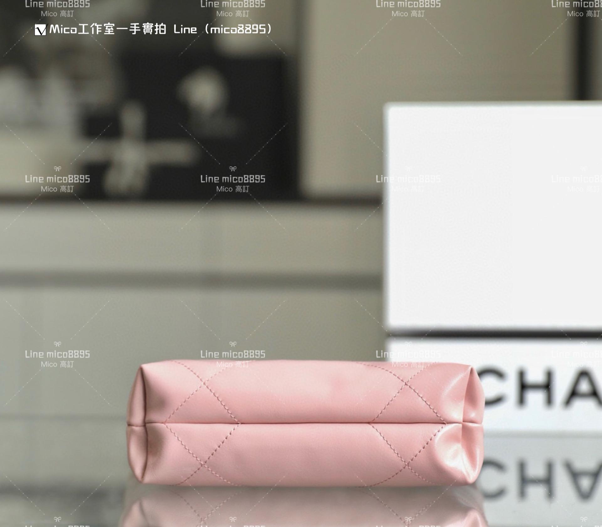 Chanel 手工坊系列 mini22Bag 粉色/金釦 尺寸：𝟣𝟫*𝟤𝟢*𝟨 𝖼𝗆