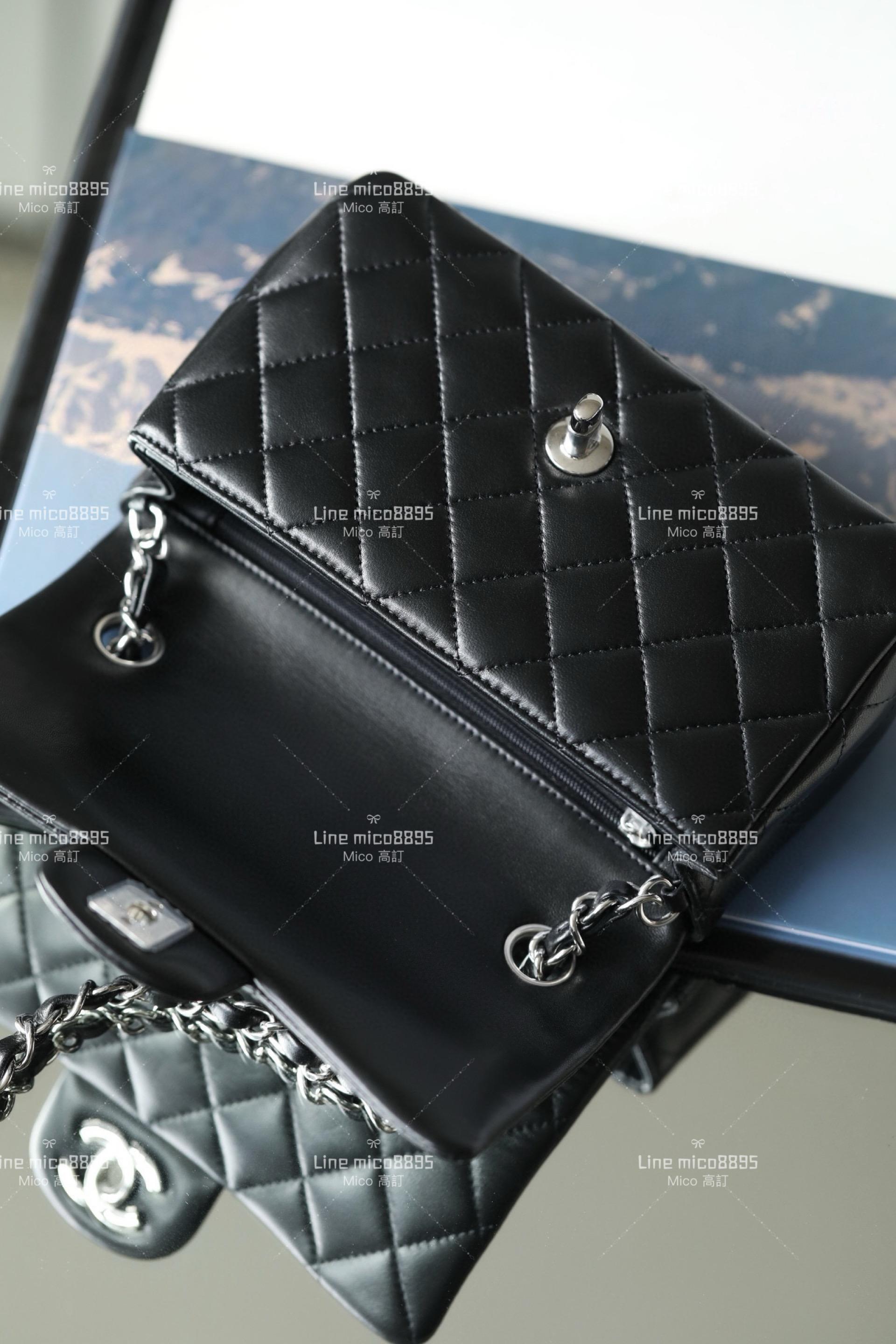 CHANEL Classic Flip CF 大mini 黑色/羊皮/銀釦 20cm