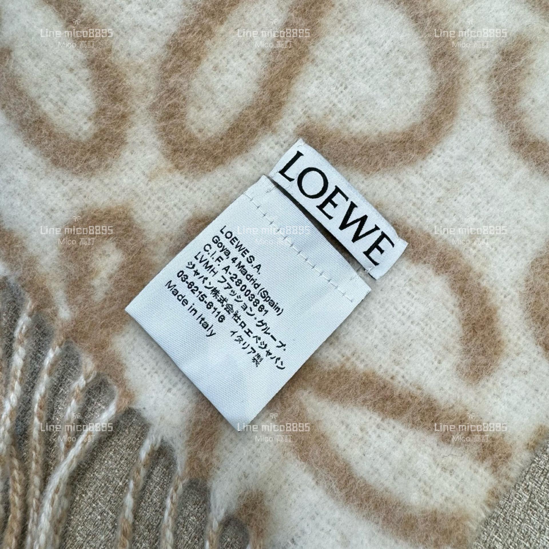 LOEWE｜奶茶色流蘇 雙面Anagram 圍巾