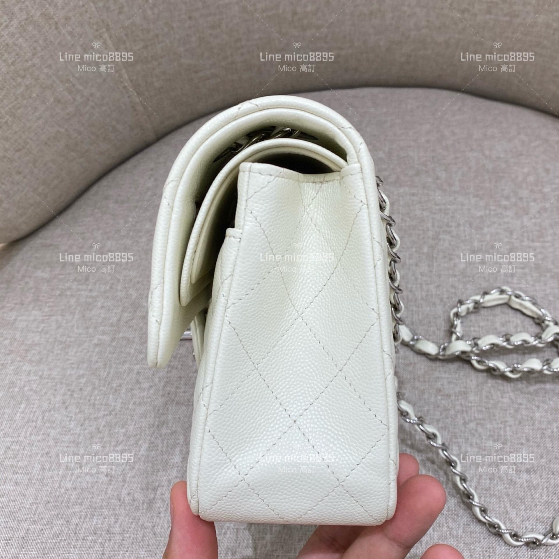 CHANEL Classic Flip Small CF 細球紋象牙白銀扣  不車邊/銀釦 23cm