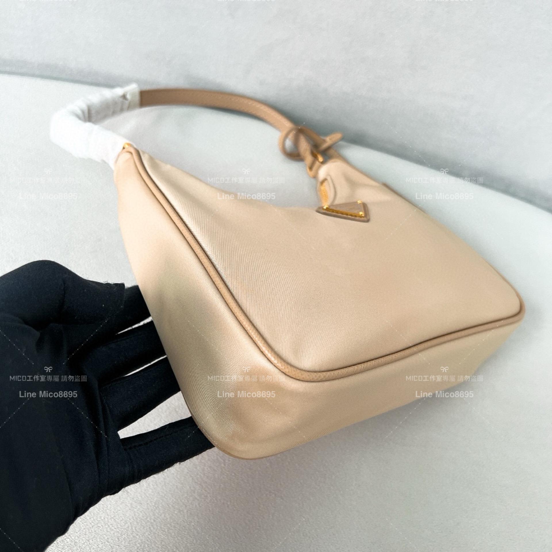 Prada 杏色 Hobo redition 2005皮手腕腋下包 手提包 22cm