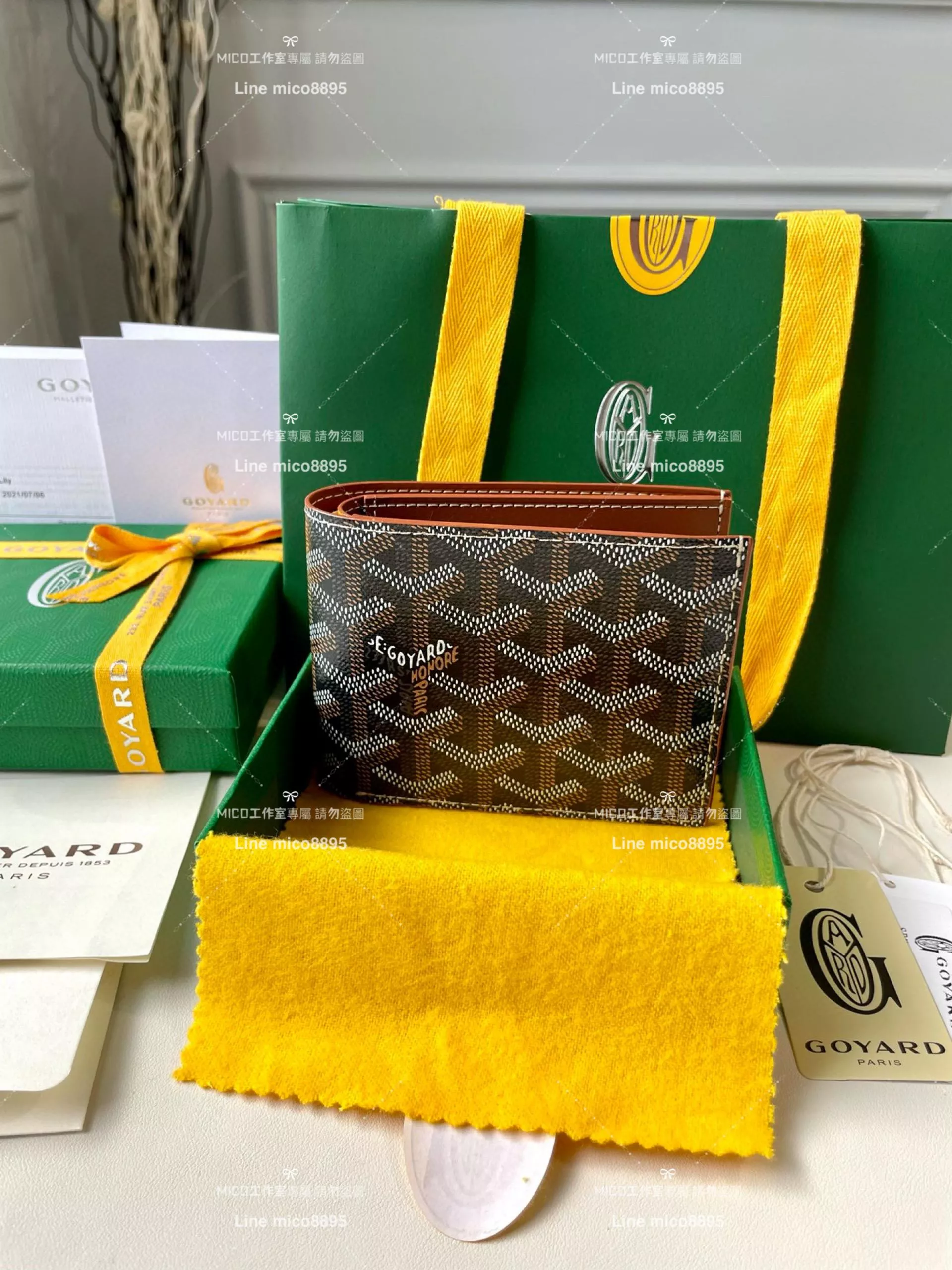 Goyard（戈雅）Goyard victoire 焦糖色 經典對折短夾 男士短夾