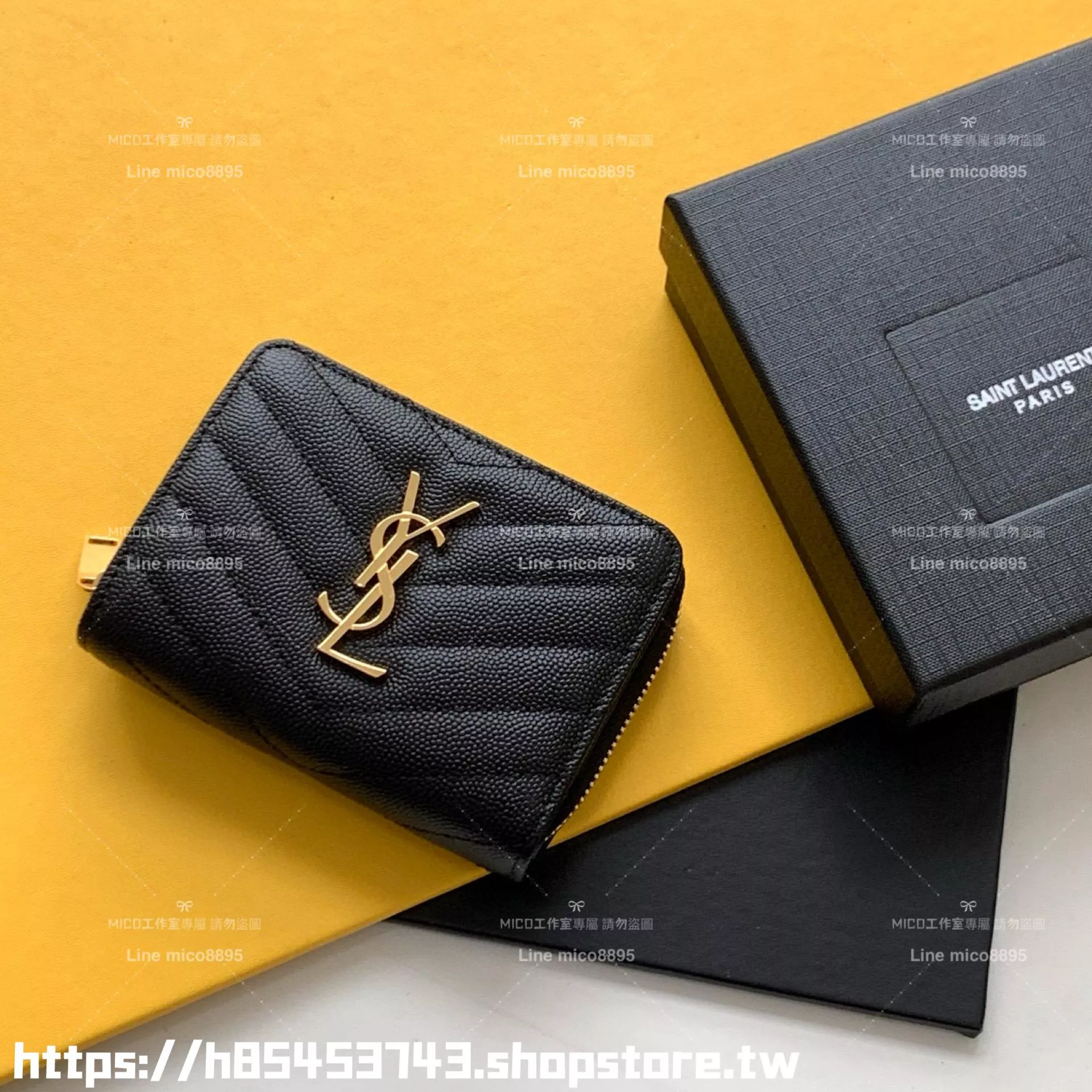 YSL Saint Laurent 經典金字 LOGO粒面壓紋 山形紋對開短夾