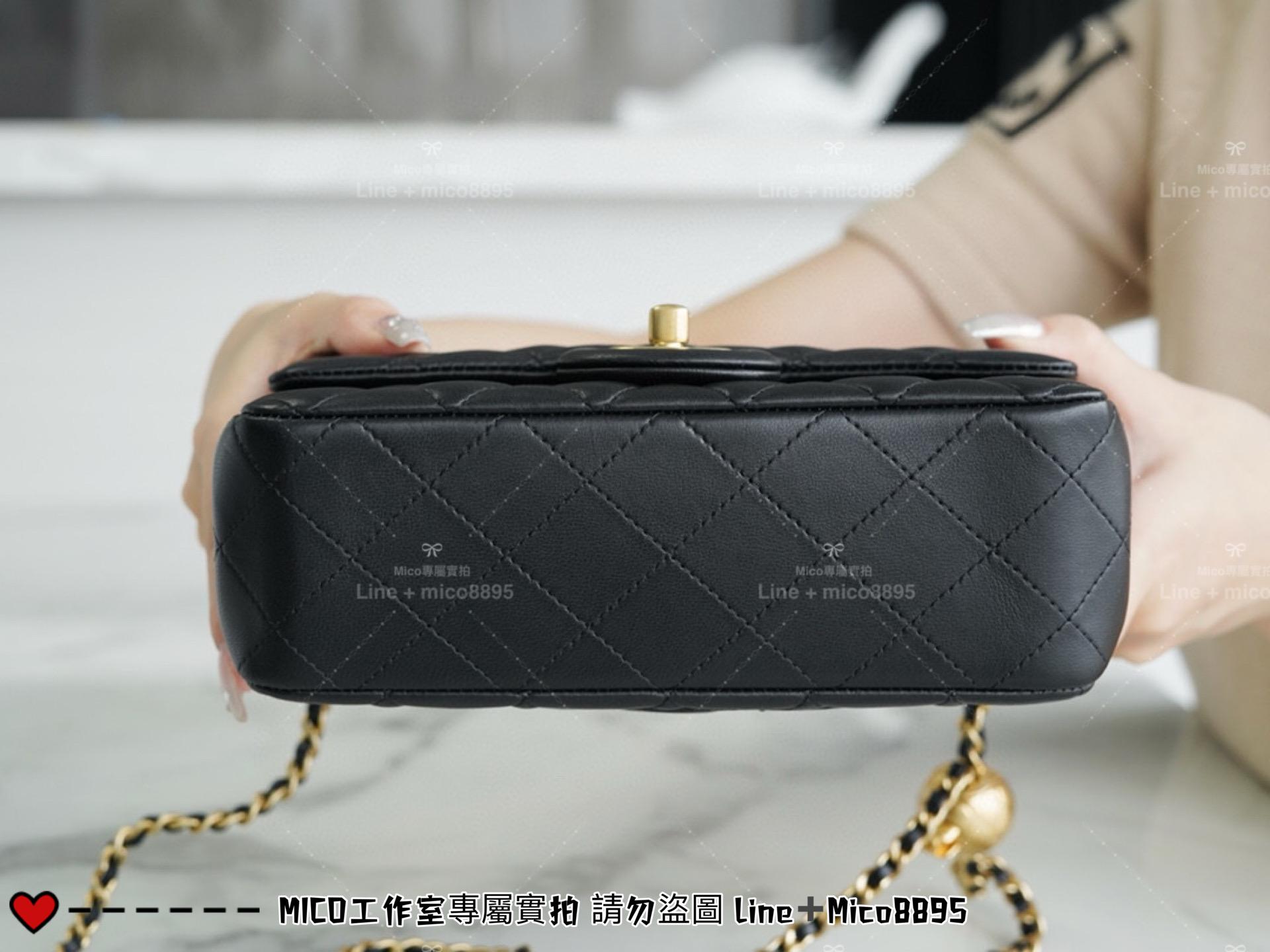 Chanel 香奈兒 新版本硬底款 黑色小羊皮 金球系列 miniCF 20cm 可調節長短