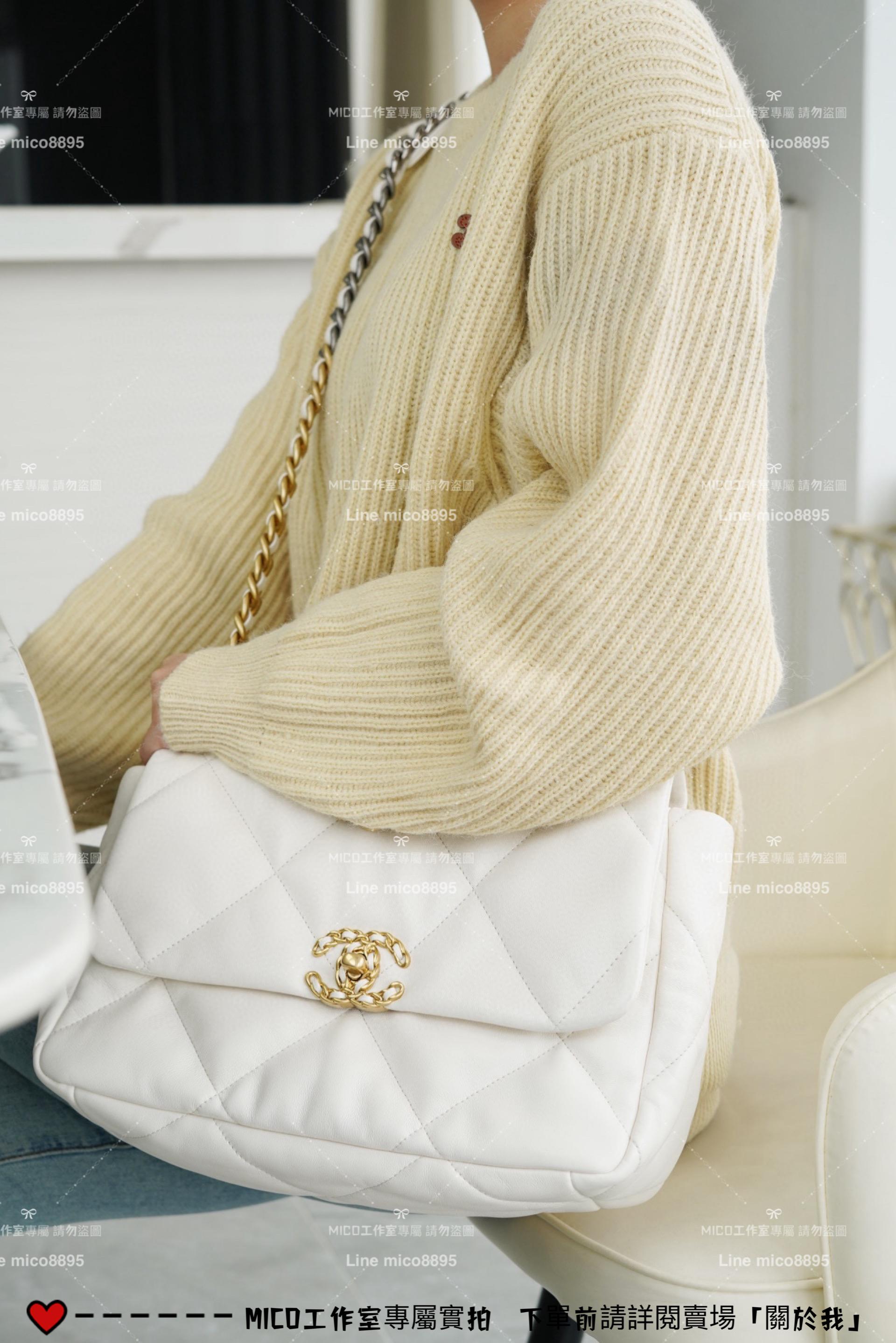 商品皆為「實拍」｜Chanel 奶白色 19bag 中號/枕頭包 白雪公主款 30cm