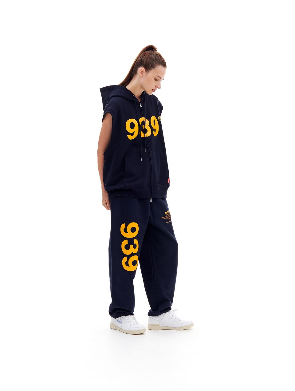 ARCHIVE BOLD 939 LOGO HOOD ZIP-UP SLEEVELESS 連帽背心