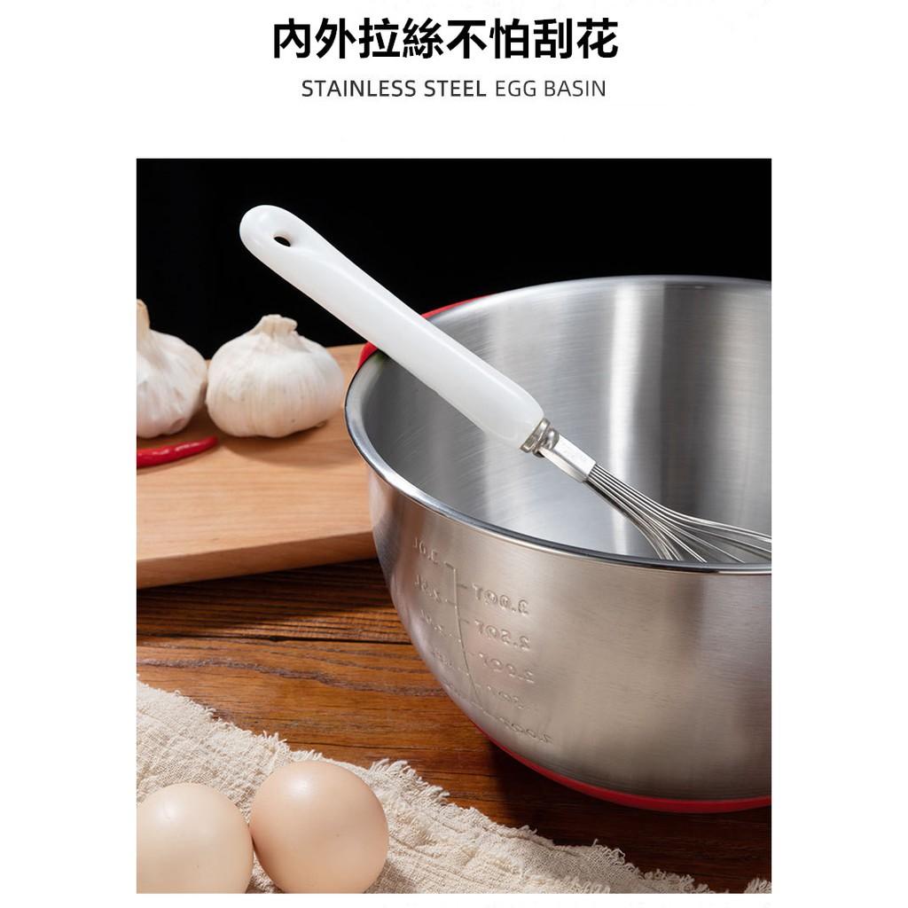 Amy烘焙網:304食品級不鏽鋼手握防滑帶蓋打蛋盆/矽膠防滑底/防噴濺蓋 /沙拉盆/子母蓋