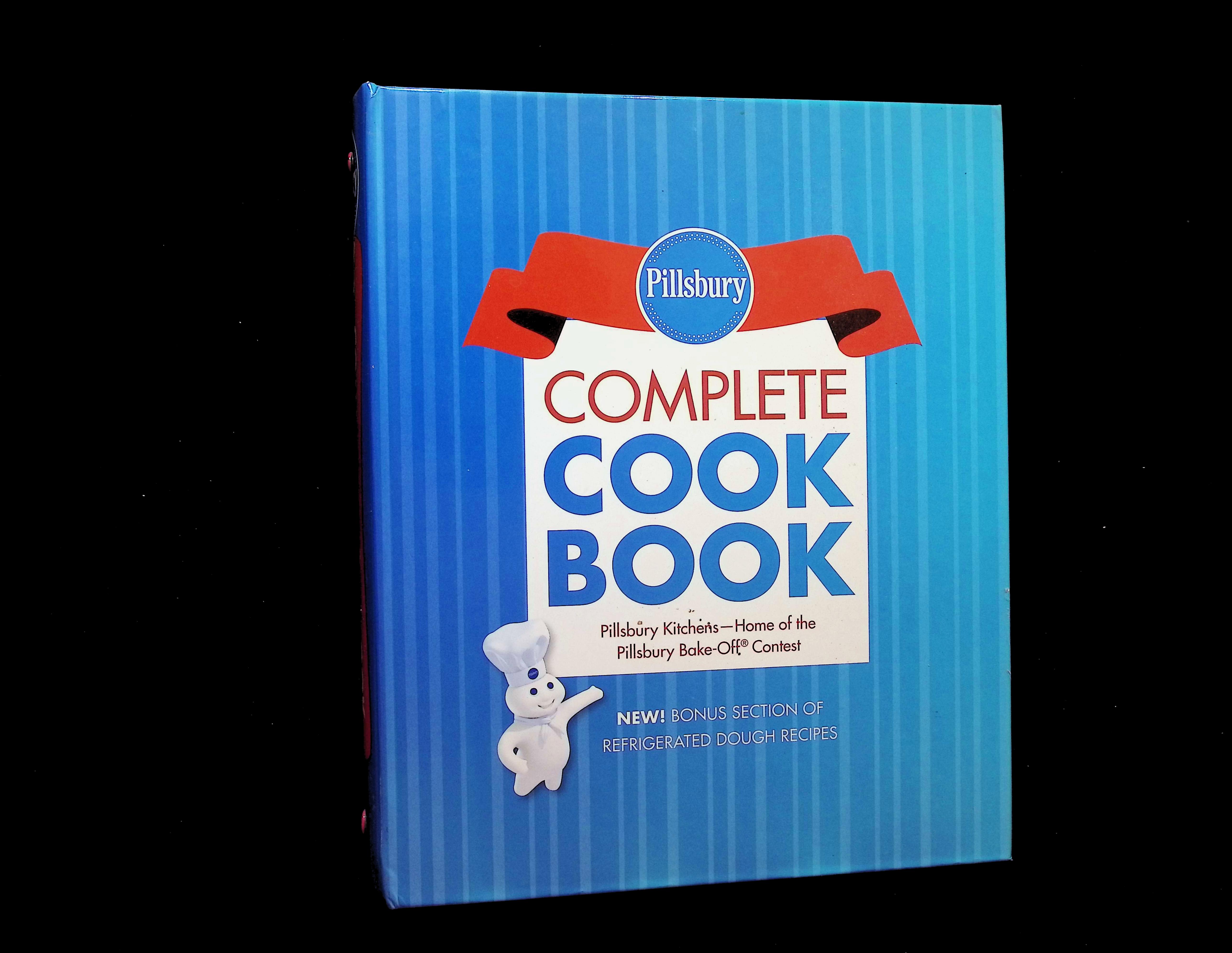 Pillsbury Complete Cookbook, Bonus Edition with Lay Flat Binder