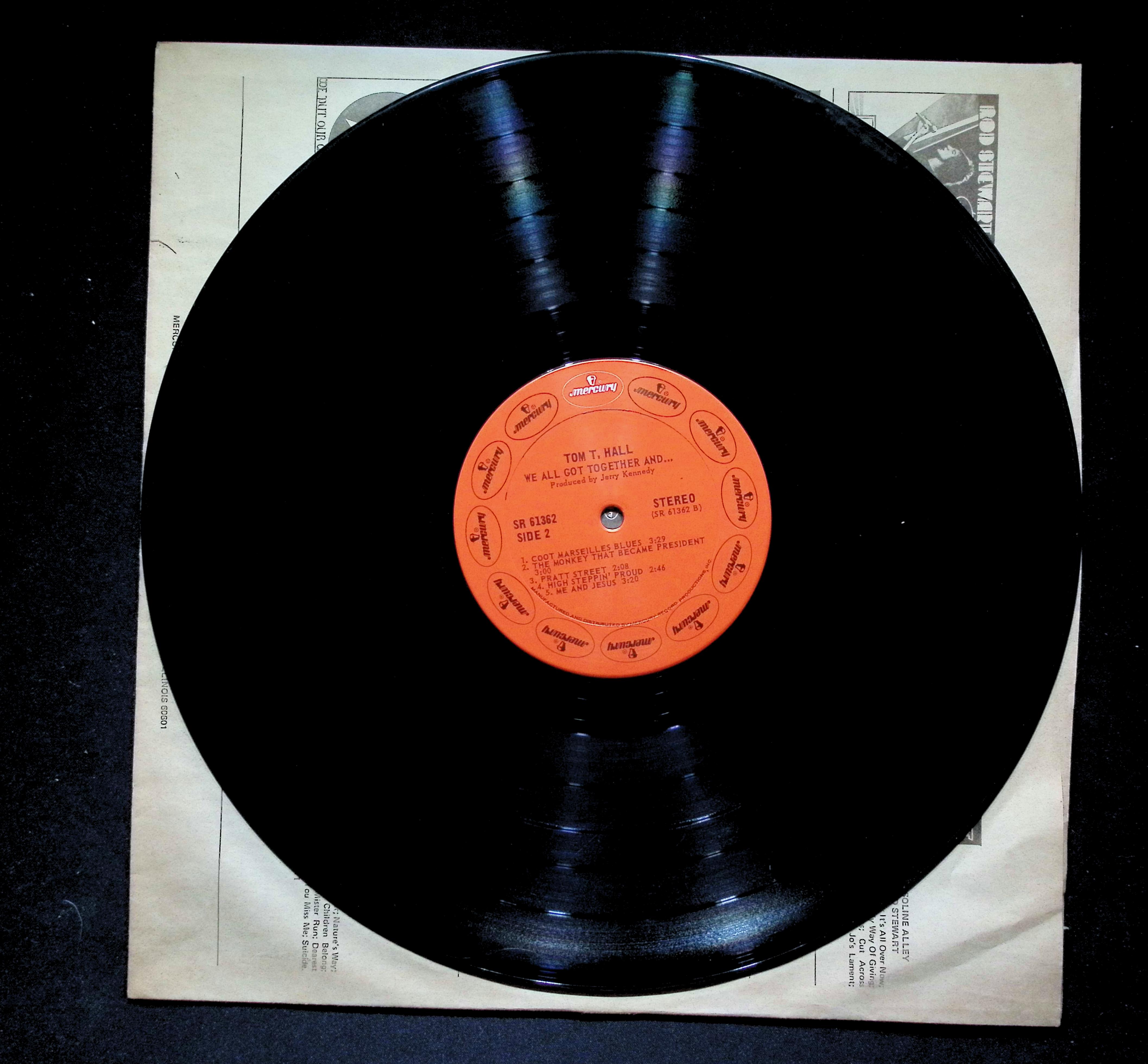 Tom T. Hall We All Got Together LP 1972 SR-61362  Country — image 4