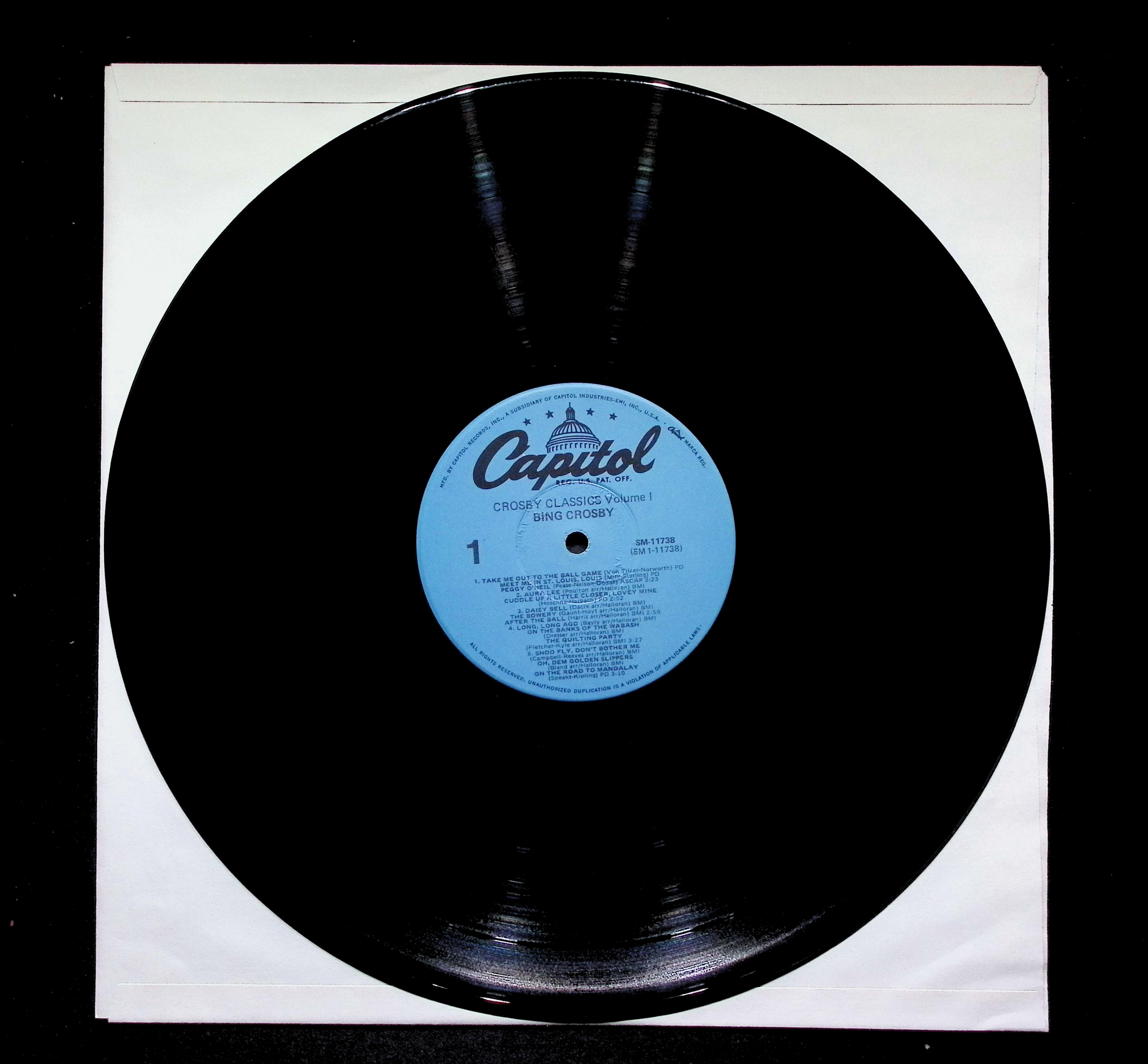 Bing Crosby Crosby Classics LP 1977 Capitol Jazz Pop — image 5
