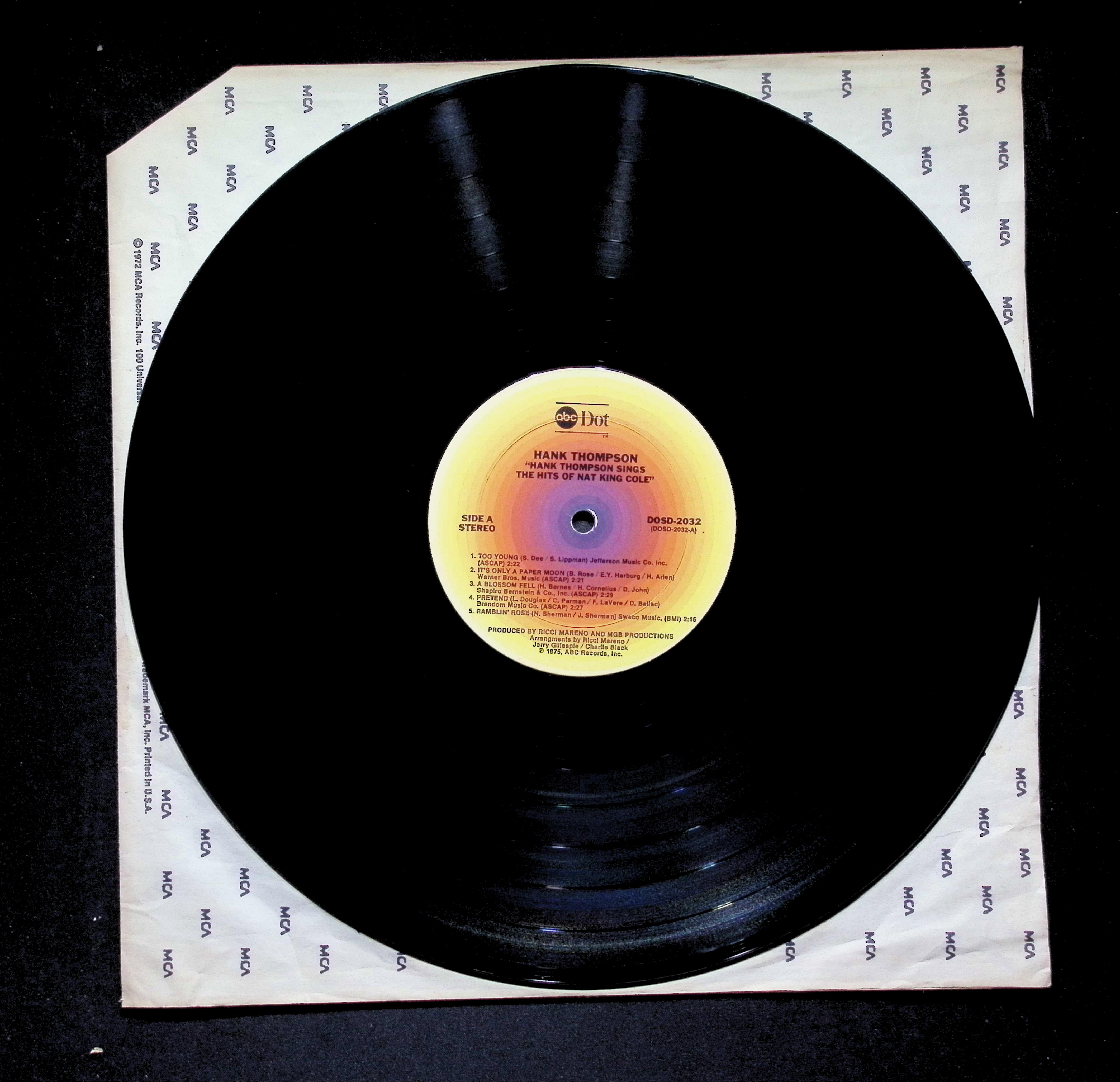 Hank Thompson - Sings The Hits Of Nat "King" Cole (1975) DOSD 2032 LP Vinyl — image 4