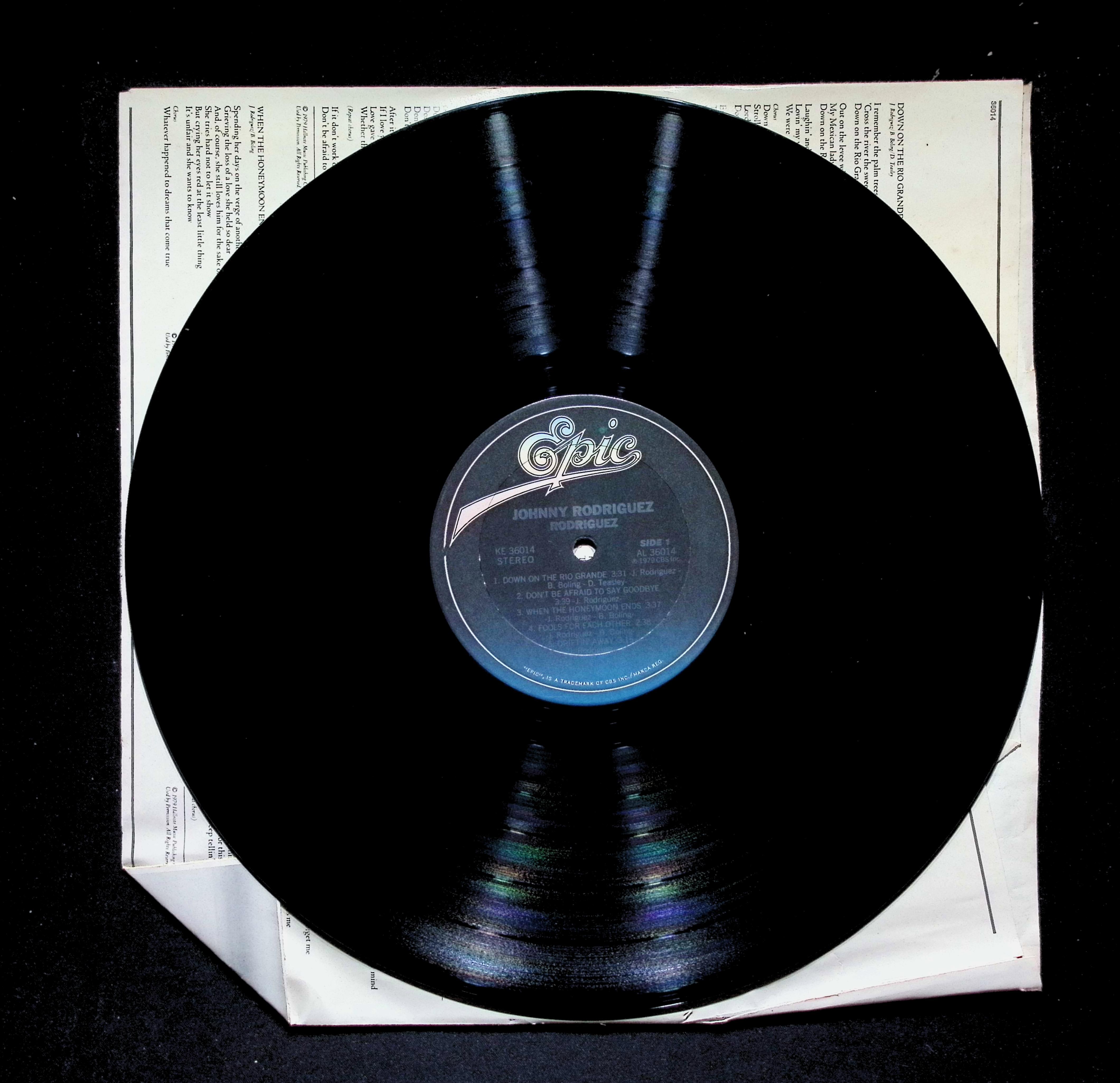 Johnny Rodriguez (4) - Rodriguez (1979) KE 36014 Vinyl LP Record — image 4