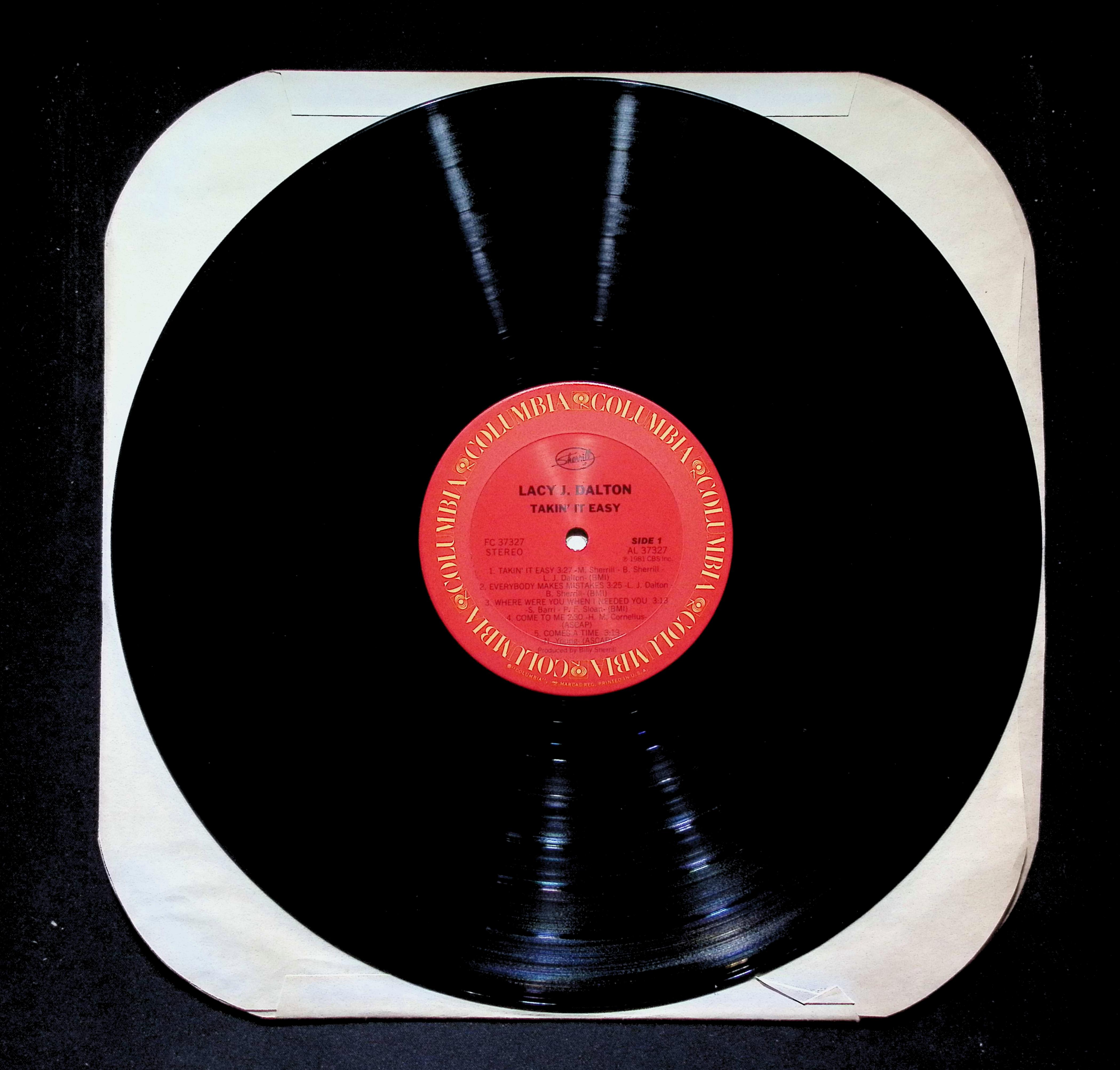 Lacy J. Dalton Takin' It Easy LP 1981 FC 37327 Folk, World, & Country — image 4