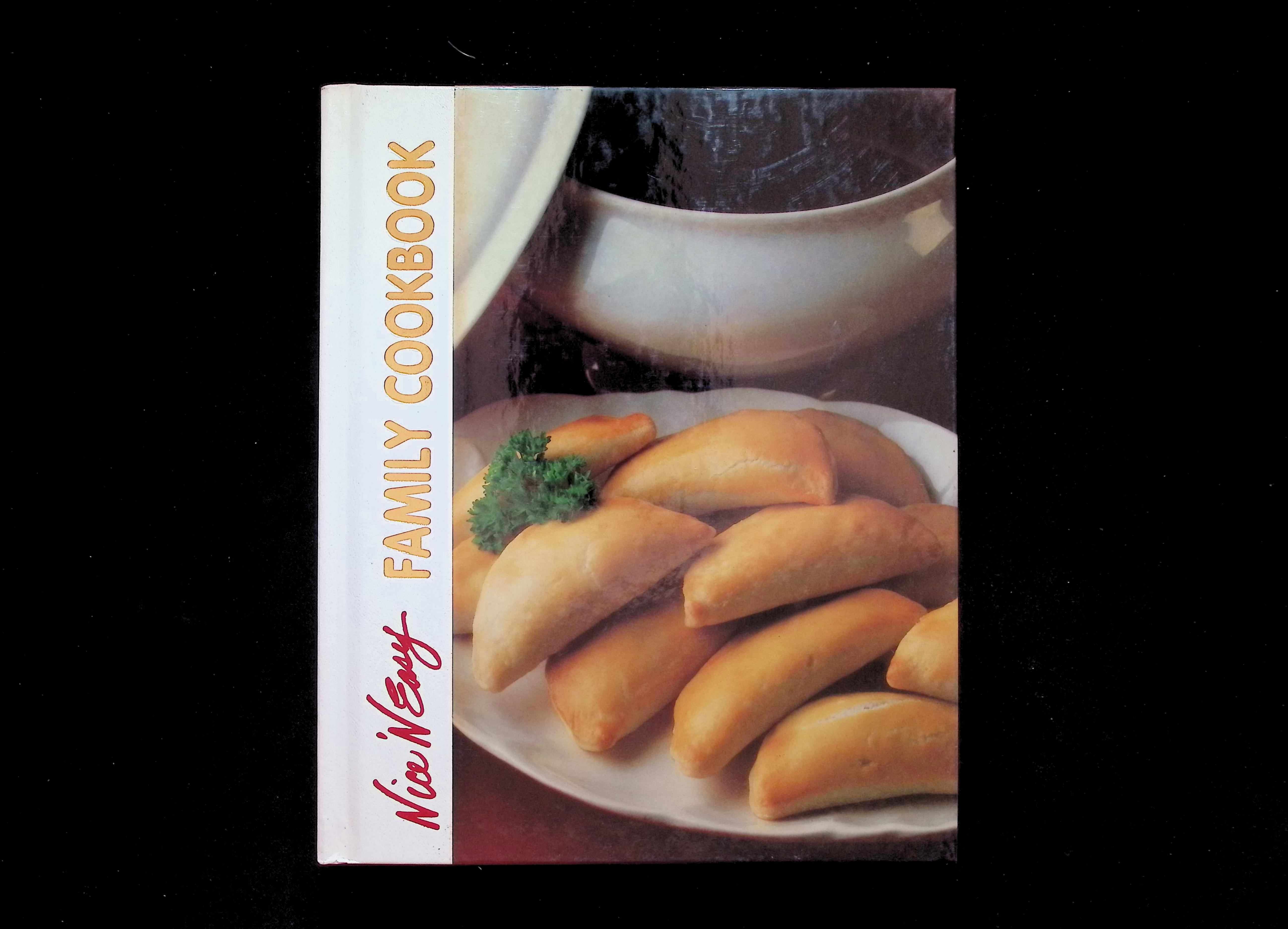 Nice 'N Easy Family Cookbook Volume 11 - Meringue to Nut