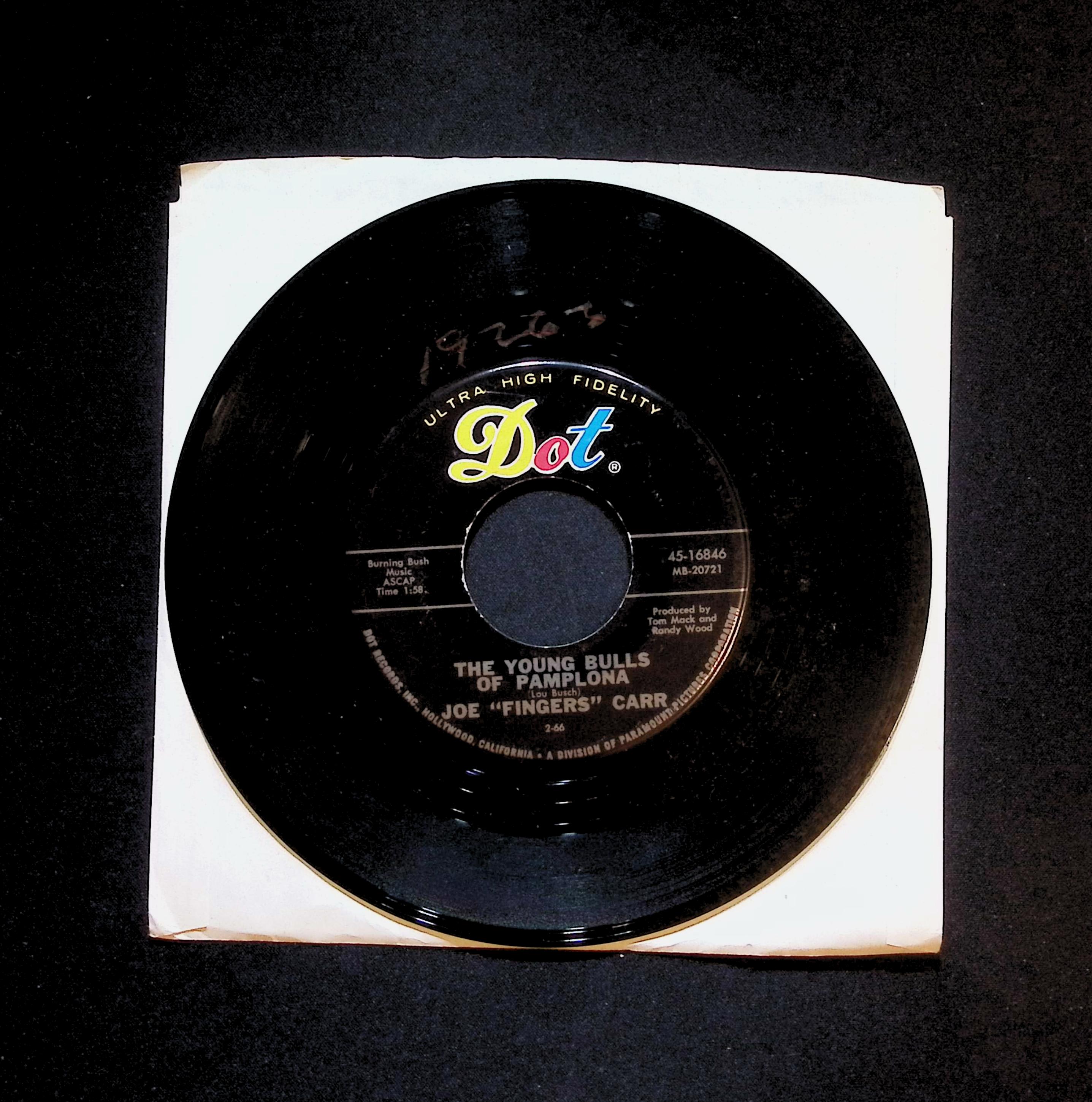 Joe "Fingers" Carr The Young Bulls Of Pamplona 7'' Single 1966 45-16846 Latin — image 3