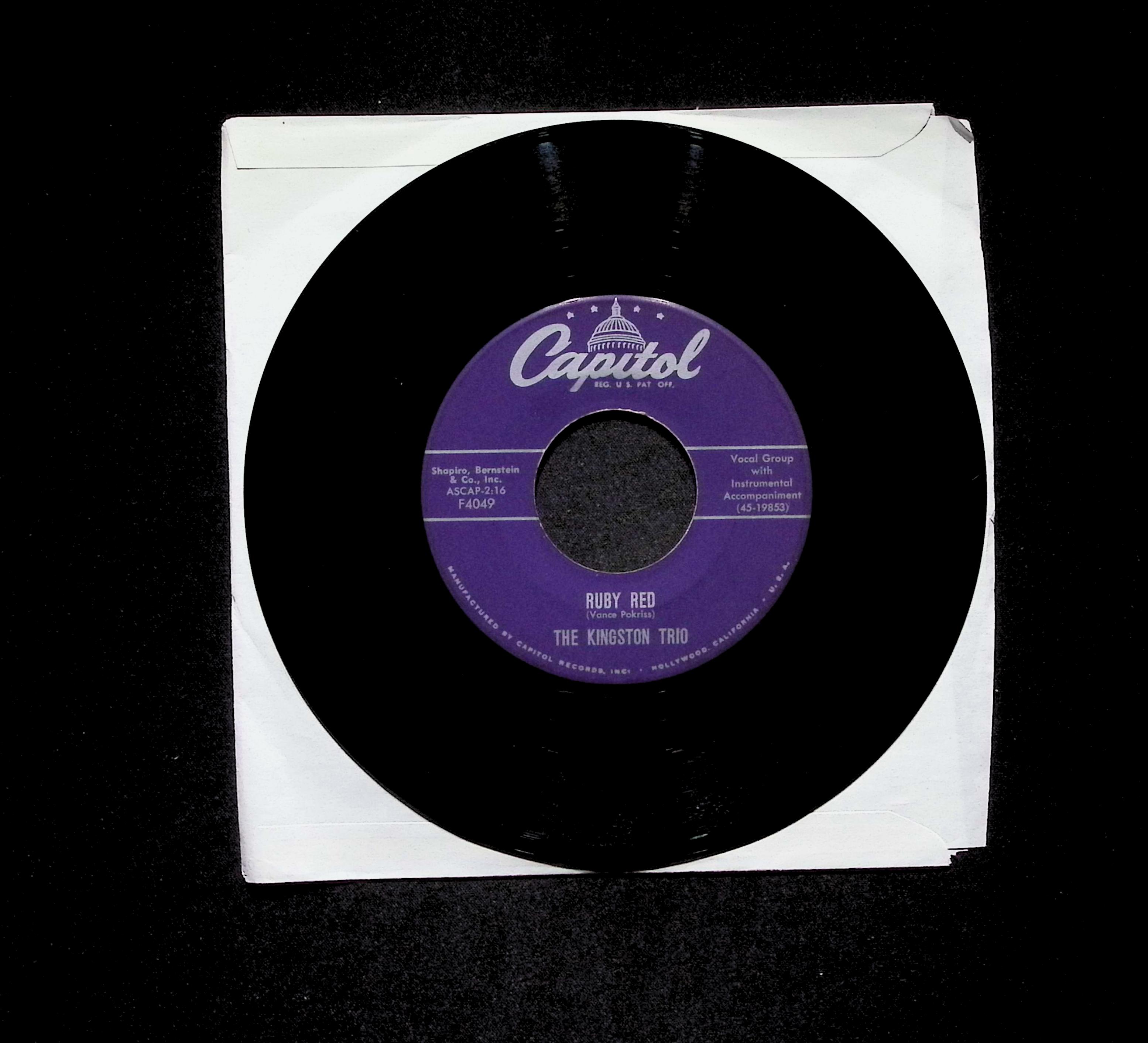 Kingston Trio Tom Dooley F4049 VG 45rpm Vinyl Record — image 4