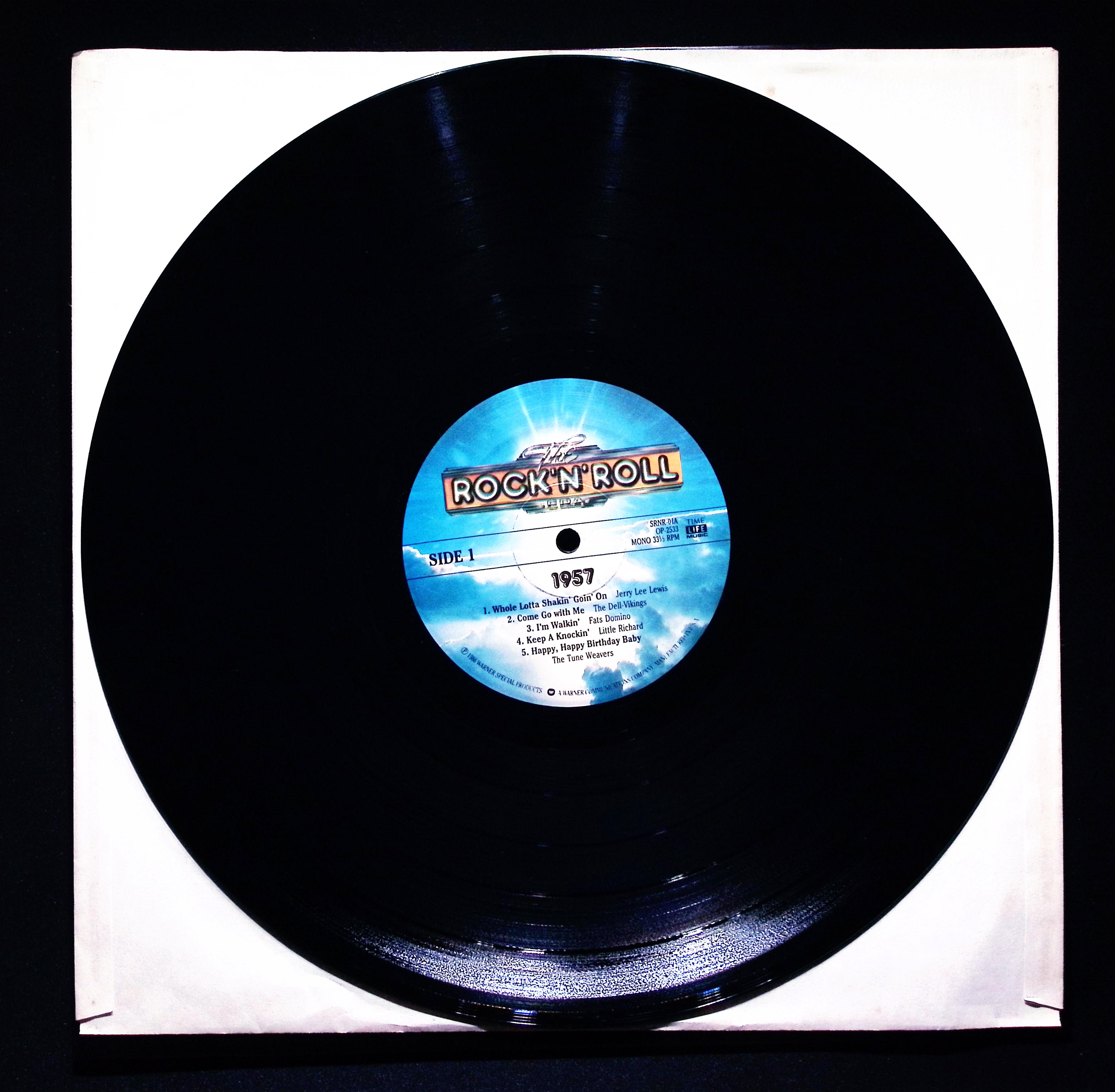 Various Artists The Rock 'n' Roll Era: 1957 12" LP 1986 SRNR-01 Rock/SIDE 1 — image 2