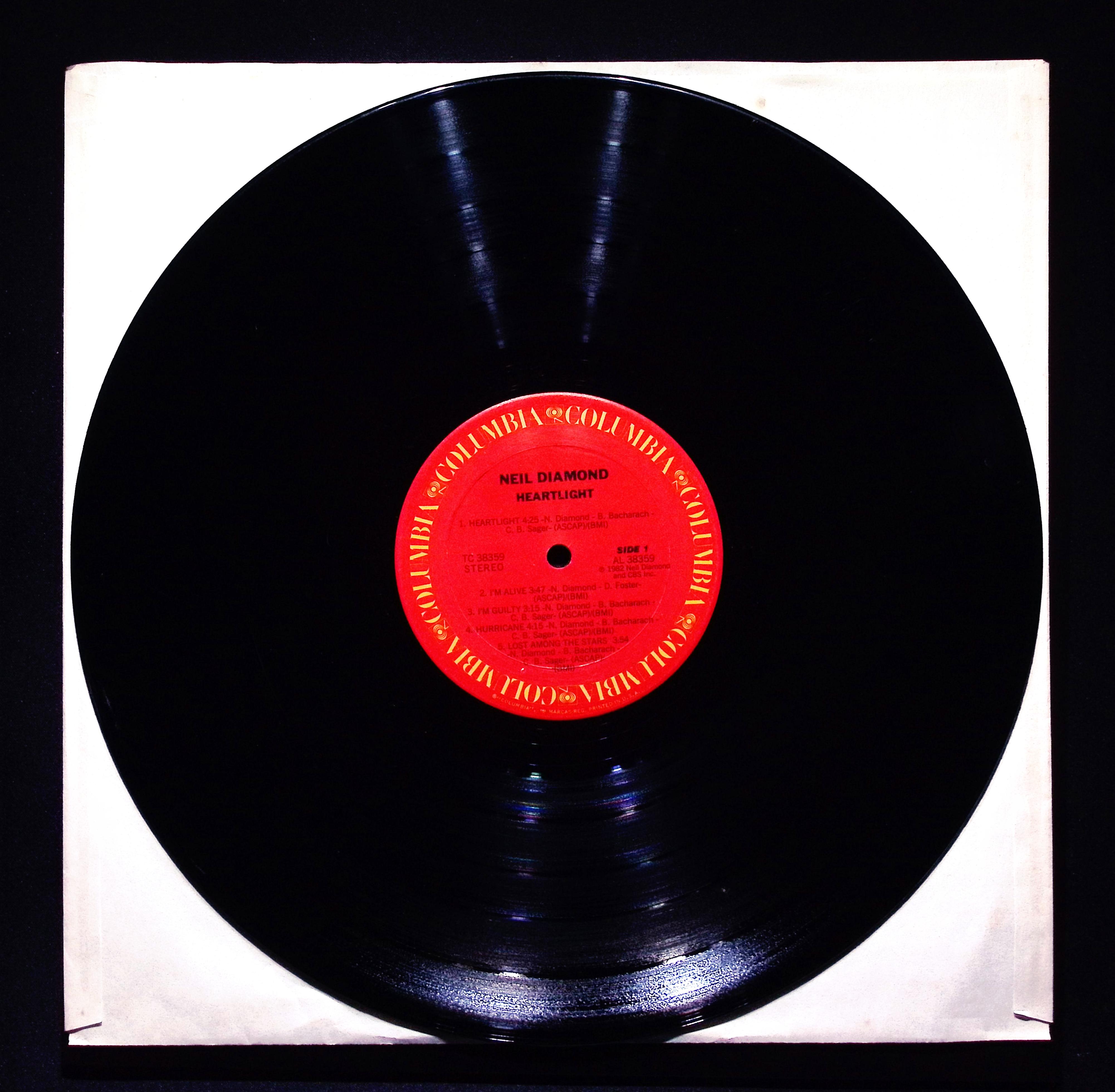 Neil Diamond Heartlight 12" LP 1982 TC 38359 Rock — image 4