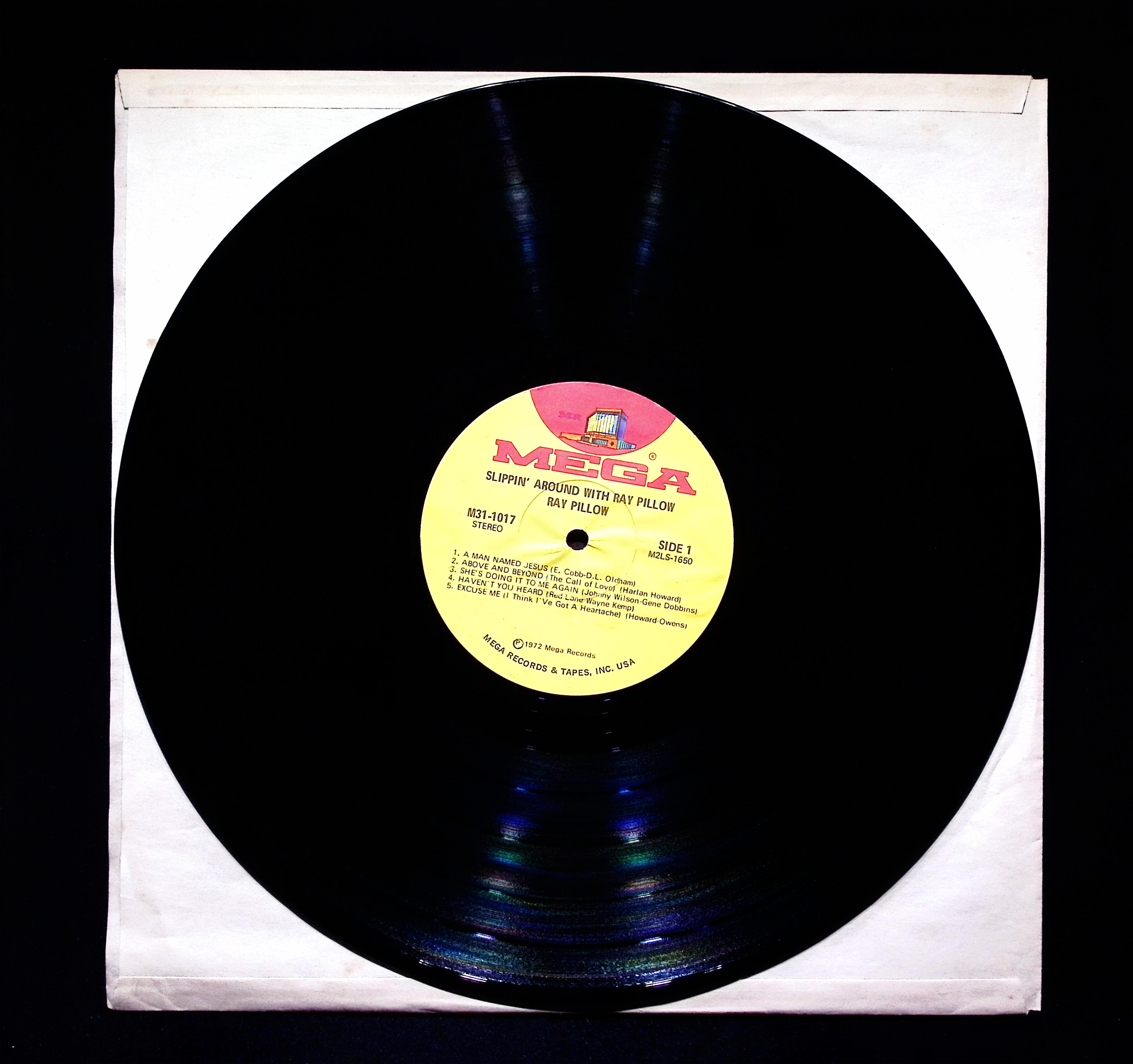 Ray Pillow Slippin' Around With Ray Pillow 12" LP 1972 M31-1017 Country — image 4