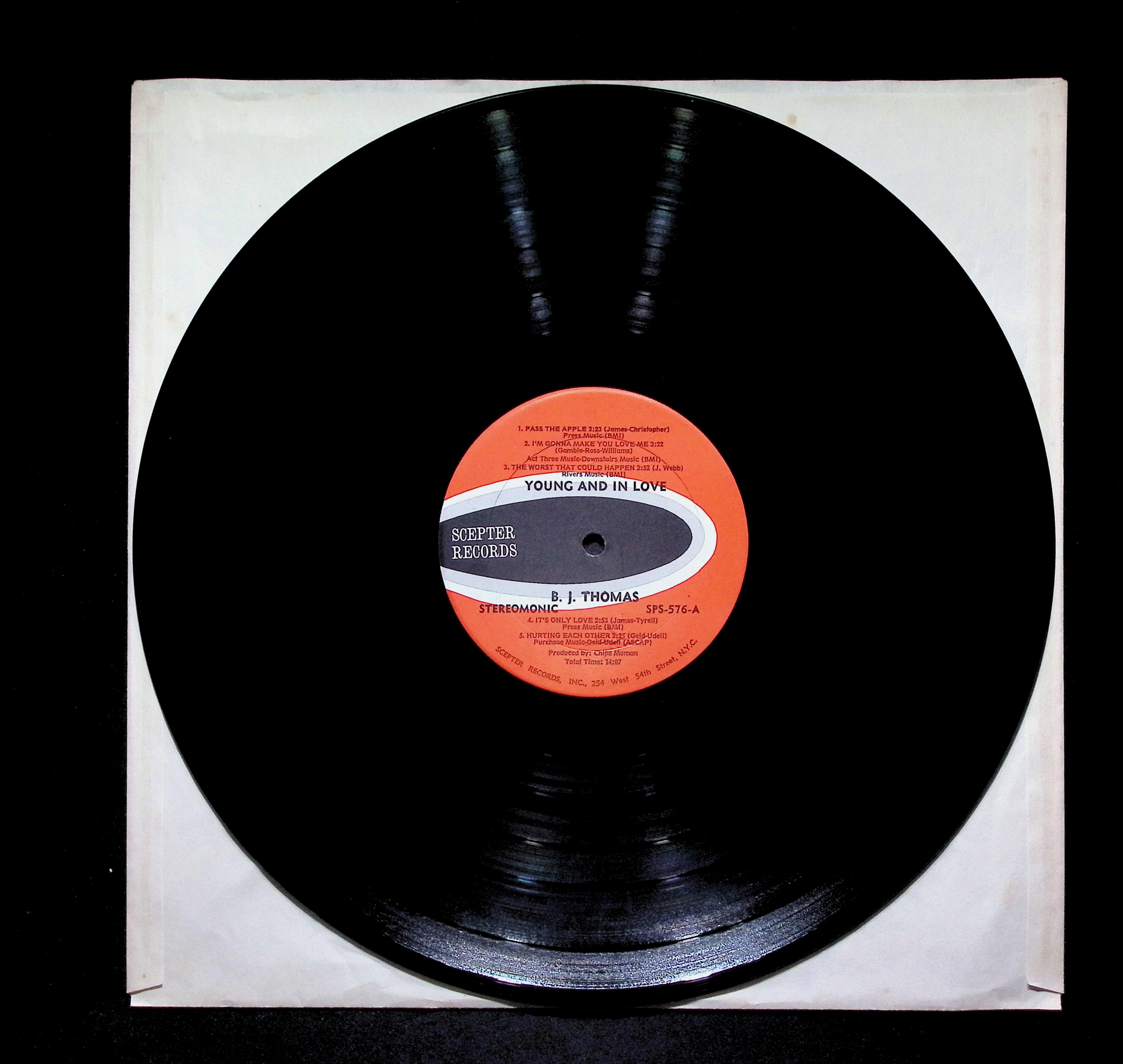 B.J. Thomas Young And In Love 12" LP 1969 SPS 576 Pop — image 3