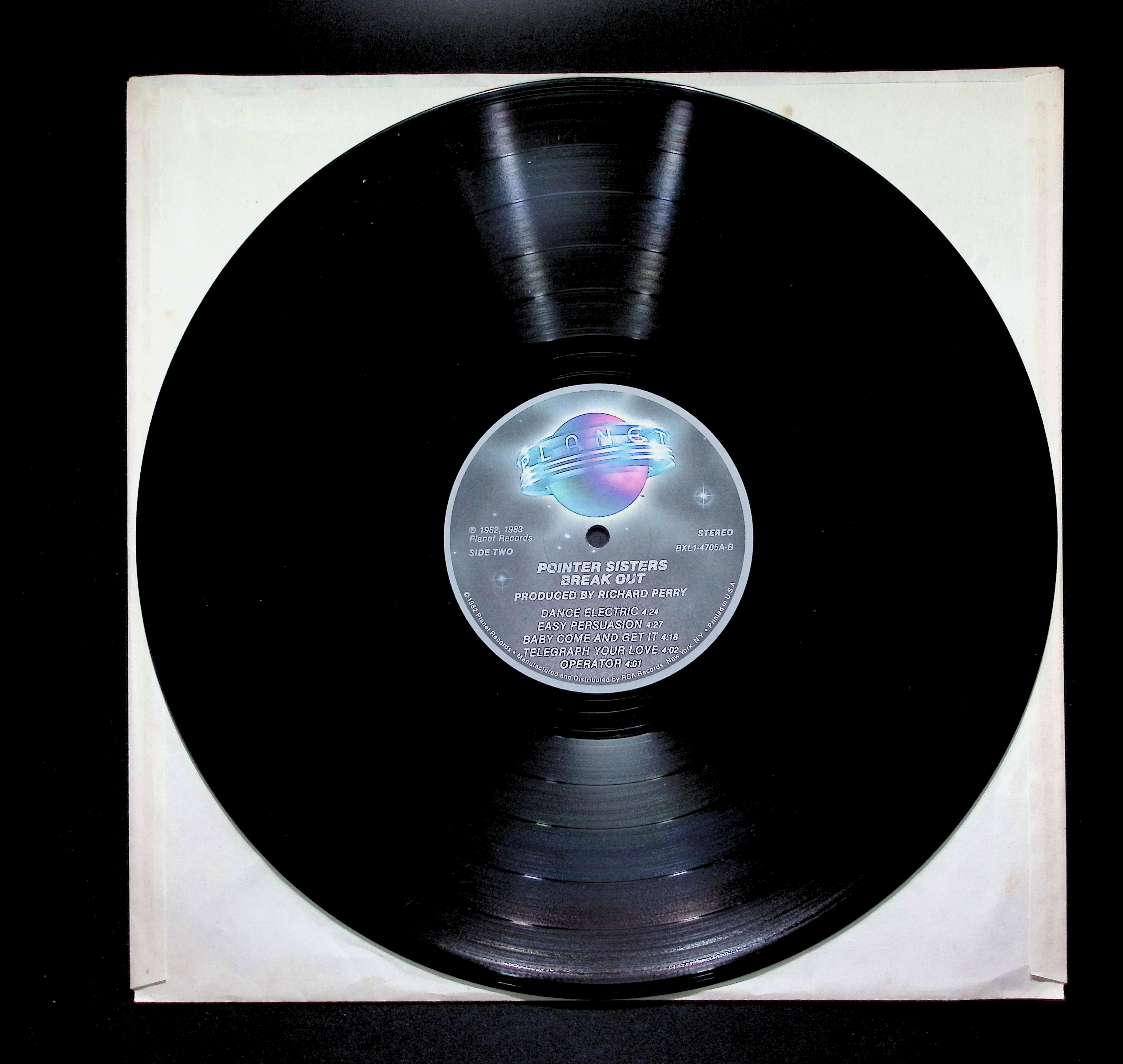 Pointer Sisters Break Out 12" LP 1983 BXL1-4705 Unknown — image 3