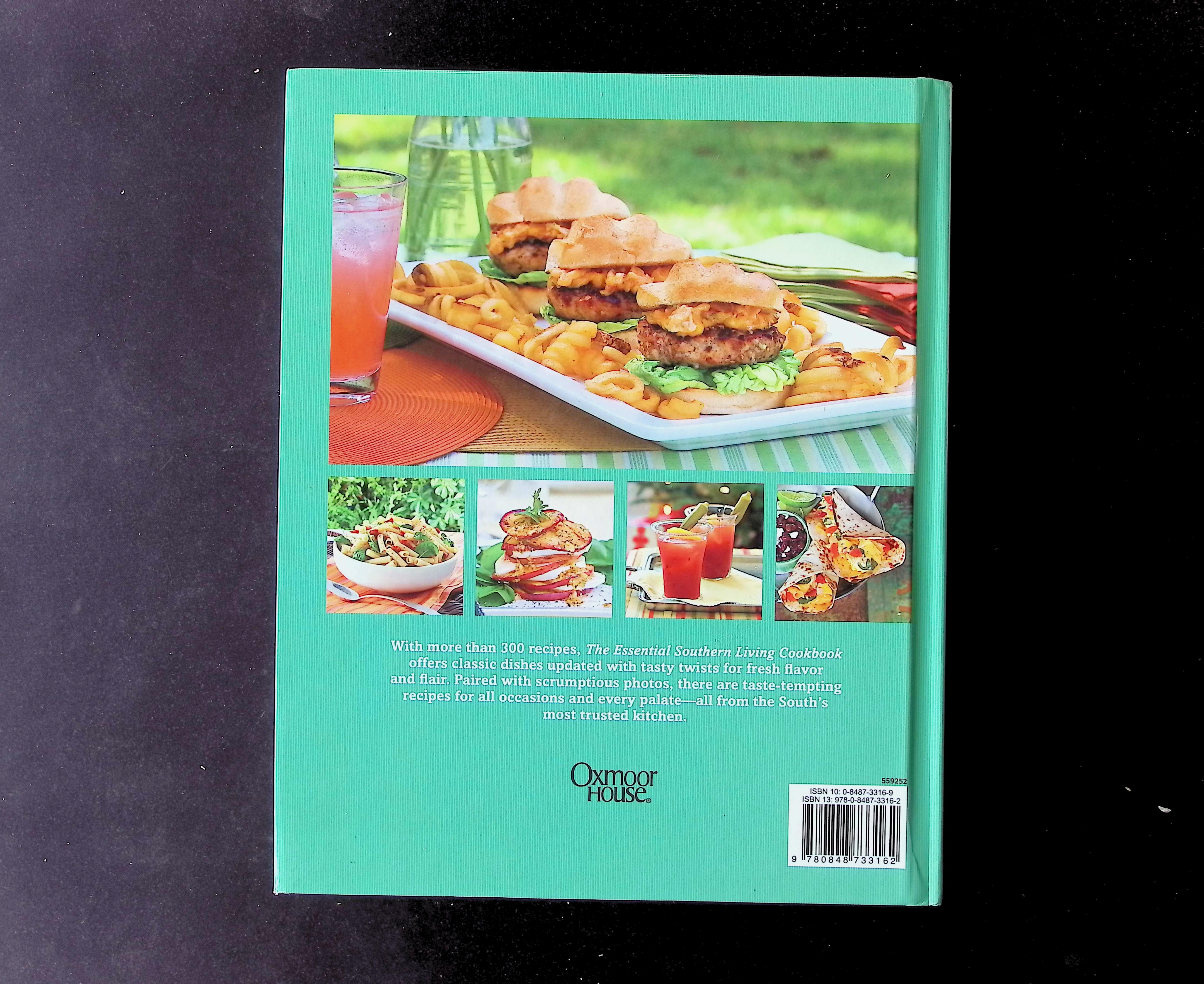 The Essential Southern Living Cookbook: A Fresh Take on Everyday Favorites — image 2