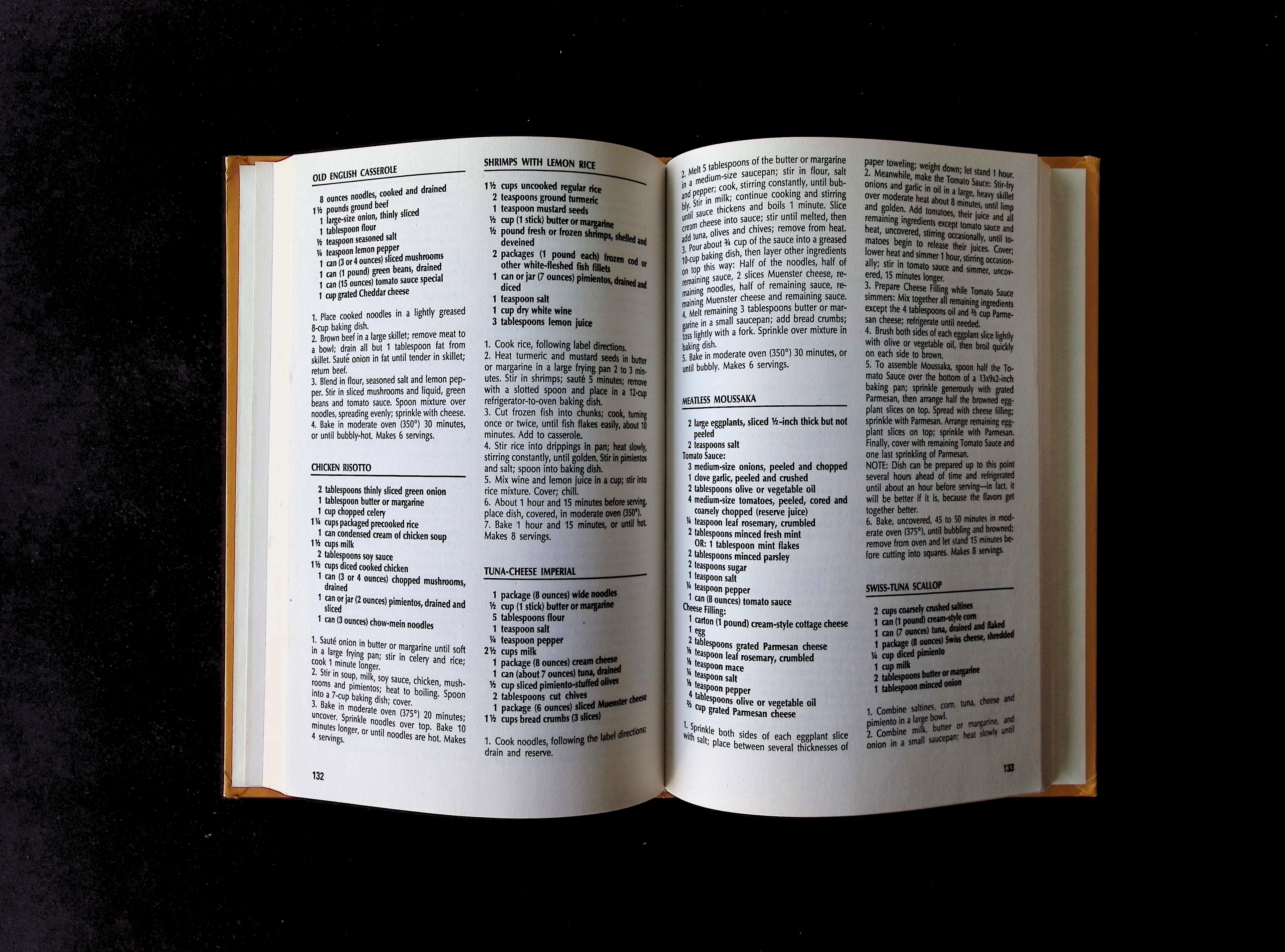 Family Circle Favorite Recipes Cookbook — image 4