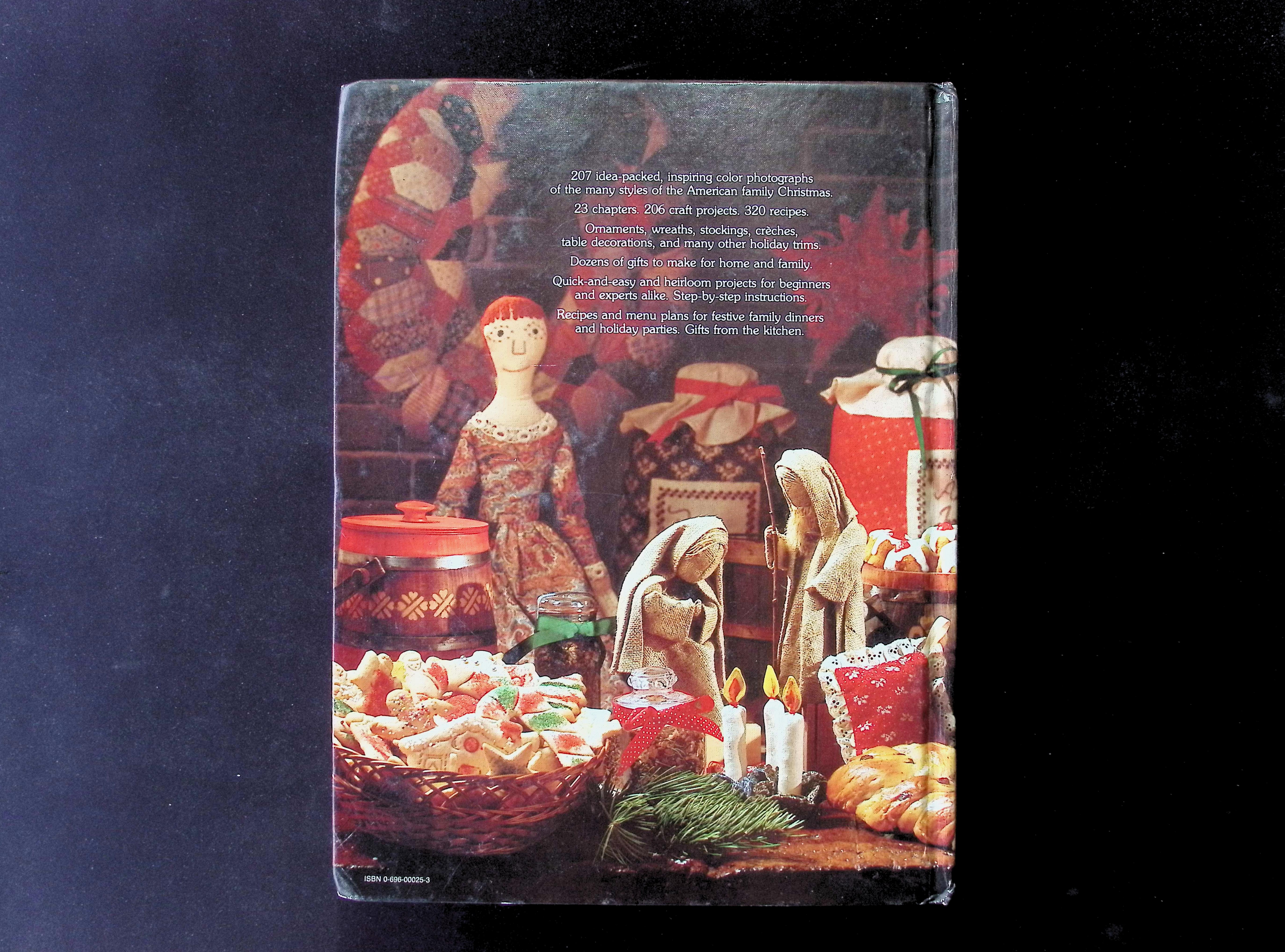 Better Homes and Gardens Treasury of Christmas Crafts & Foods — image 2