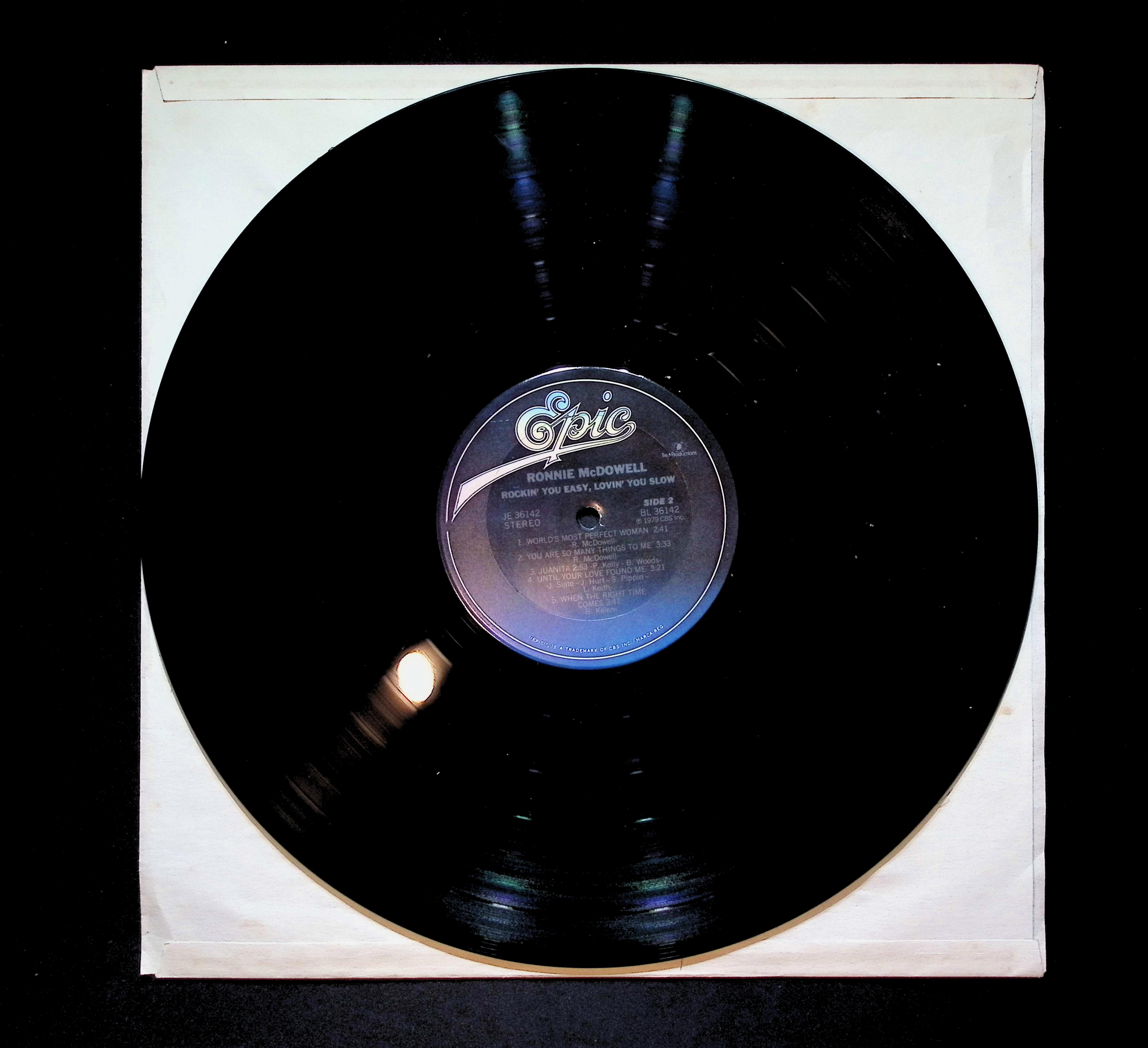 Ronnie McDowell Rockin' You Easy, Lovin' You Slow 12" LP 1979 JE 36142 Folk, World, & Country — image 3