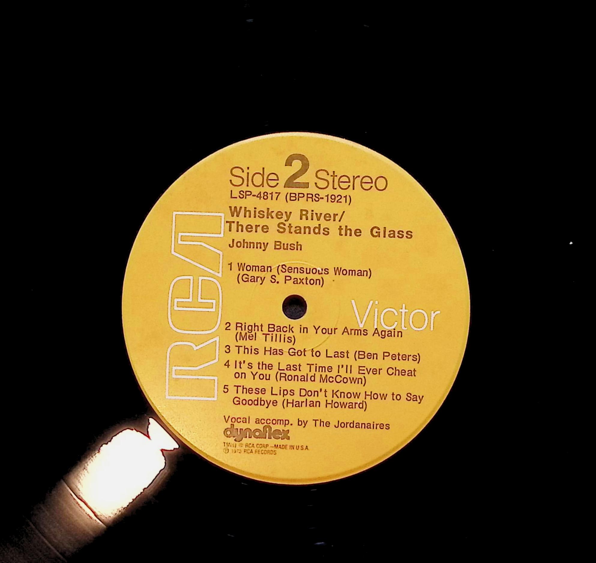 Johnny Bush Whiskey River / There Stands The Glass 12" LP 1973 LSP-4817 Folk, World, & Country — image 4