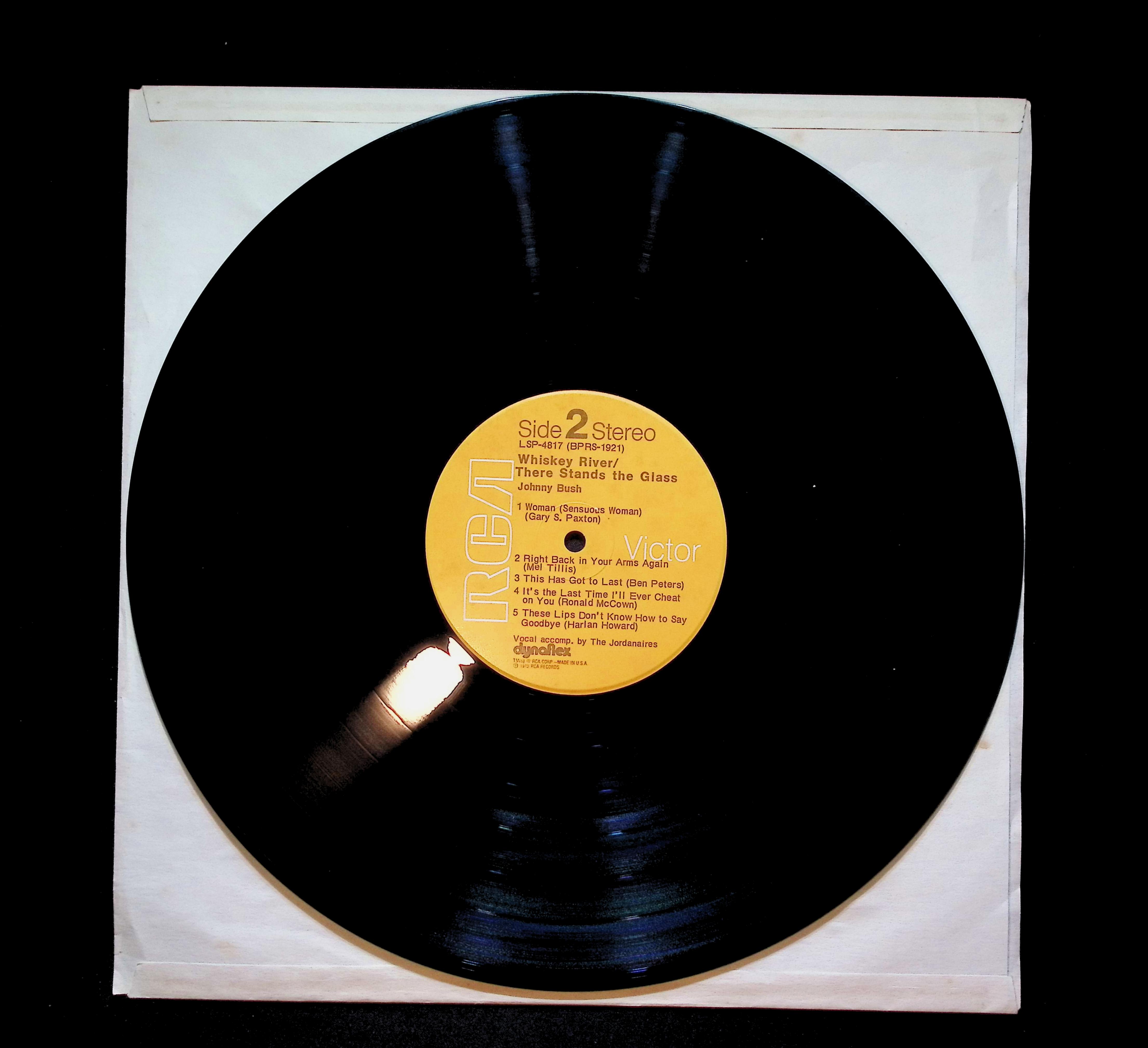 Johnny Bush Whiskey River / There Stands The Glass 12" LP 1973 LSP-4817 Folk, World, & Country — image 5
