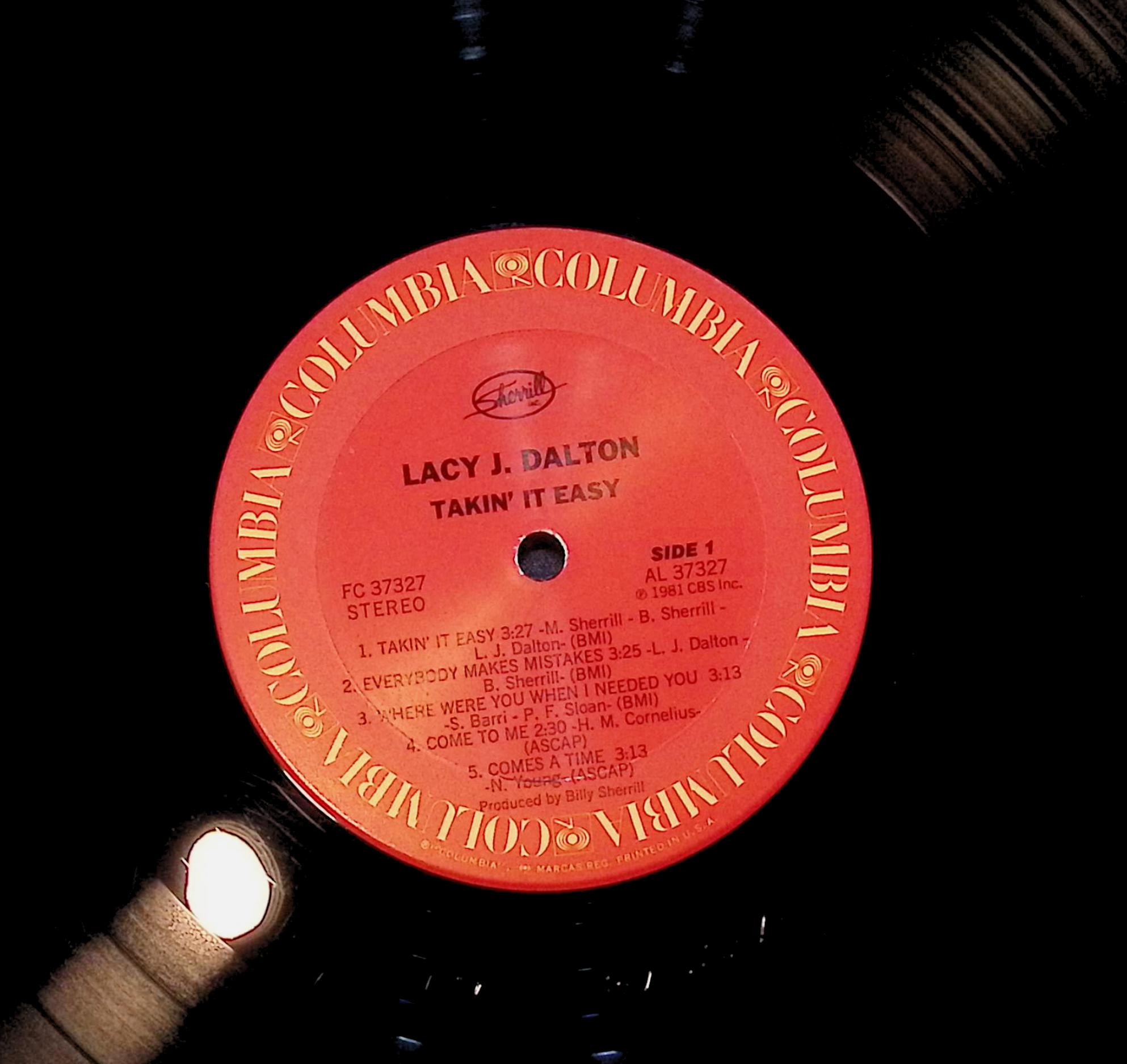 Lacy J. Dalton Takin' It Easy 12" LP 1981 FC 37327 Folk, World, & Country — image 2
