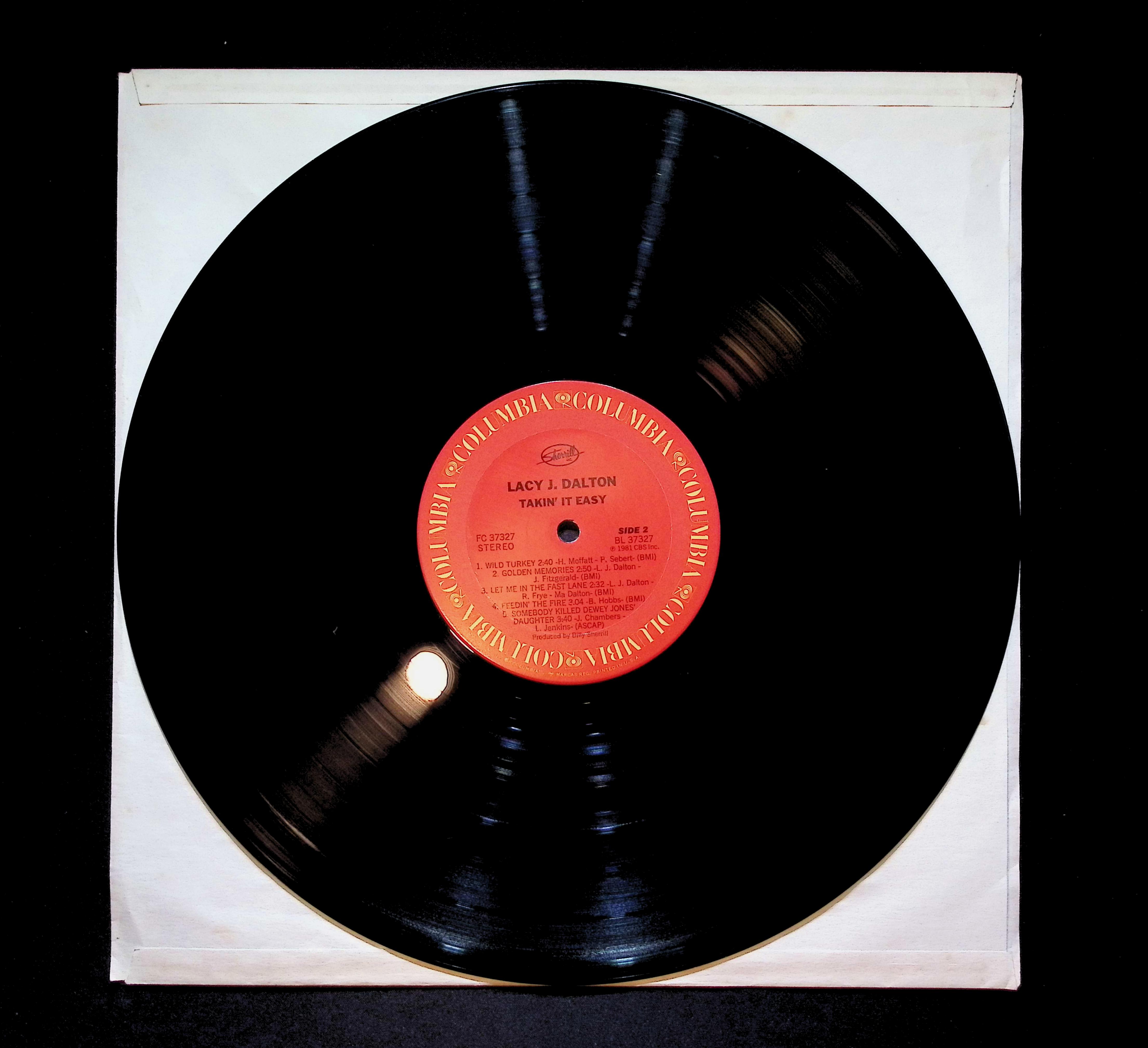 Lacy J. Dalton Takin' It Easy 12" LP 1981 FC 37327 Folk, World, & Country — image 5