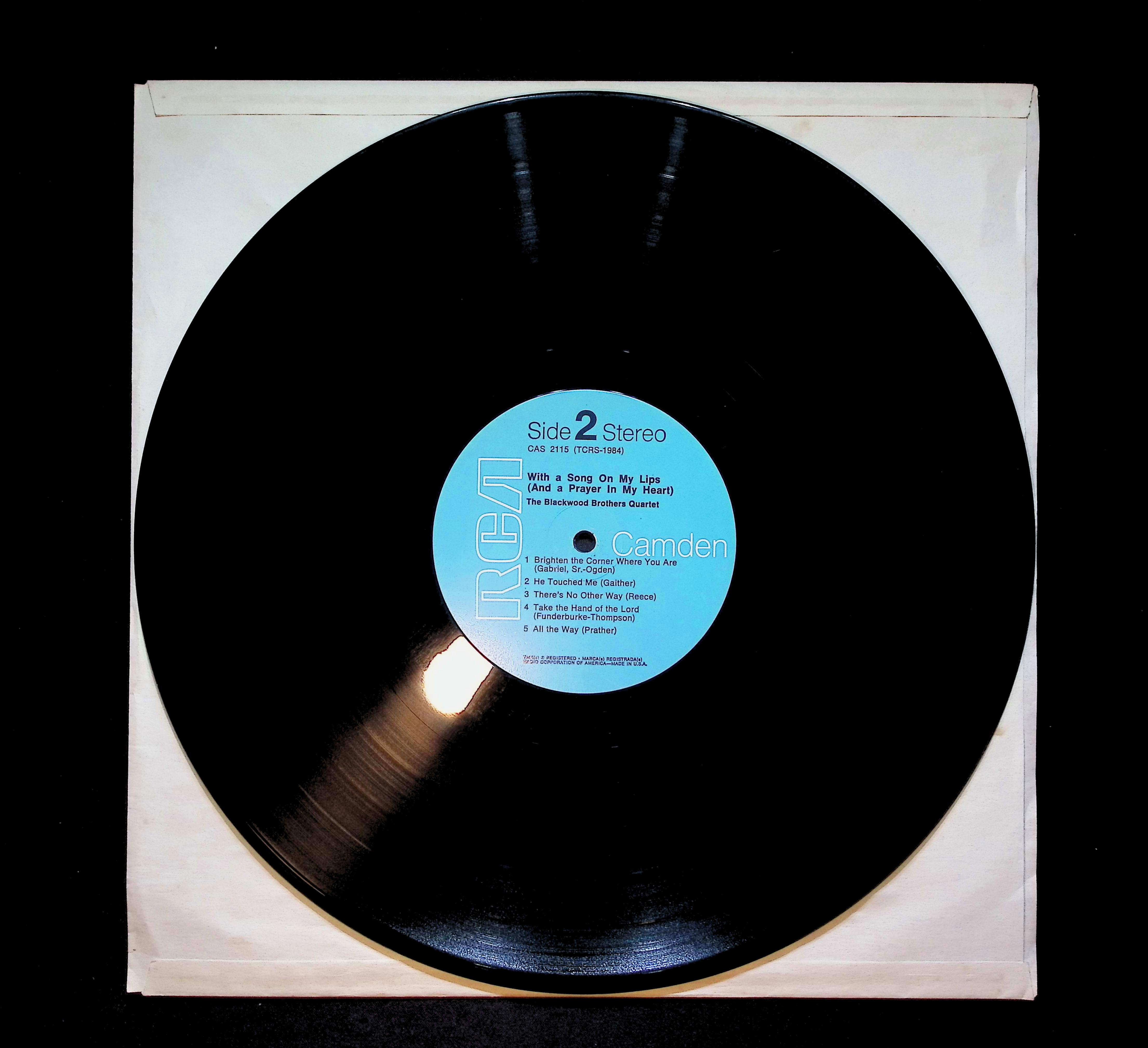 The Blackwood Brothers Quartet With A Song On My Lips (And A Prayer In My Heart) 12" LP 1967 CAS-2115 Folk, World, & Country — image 5