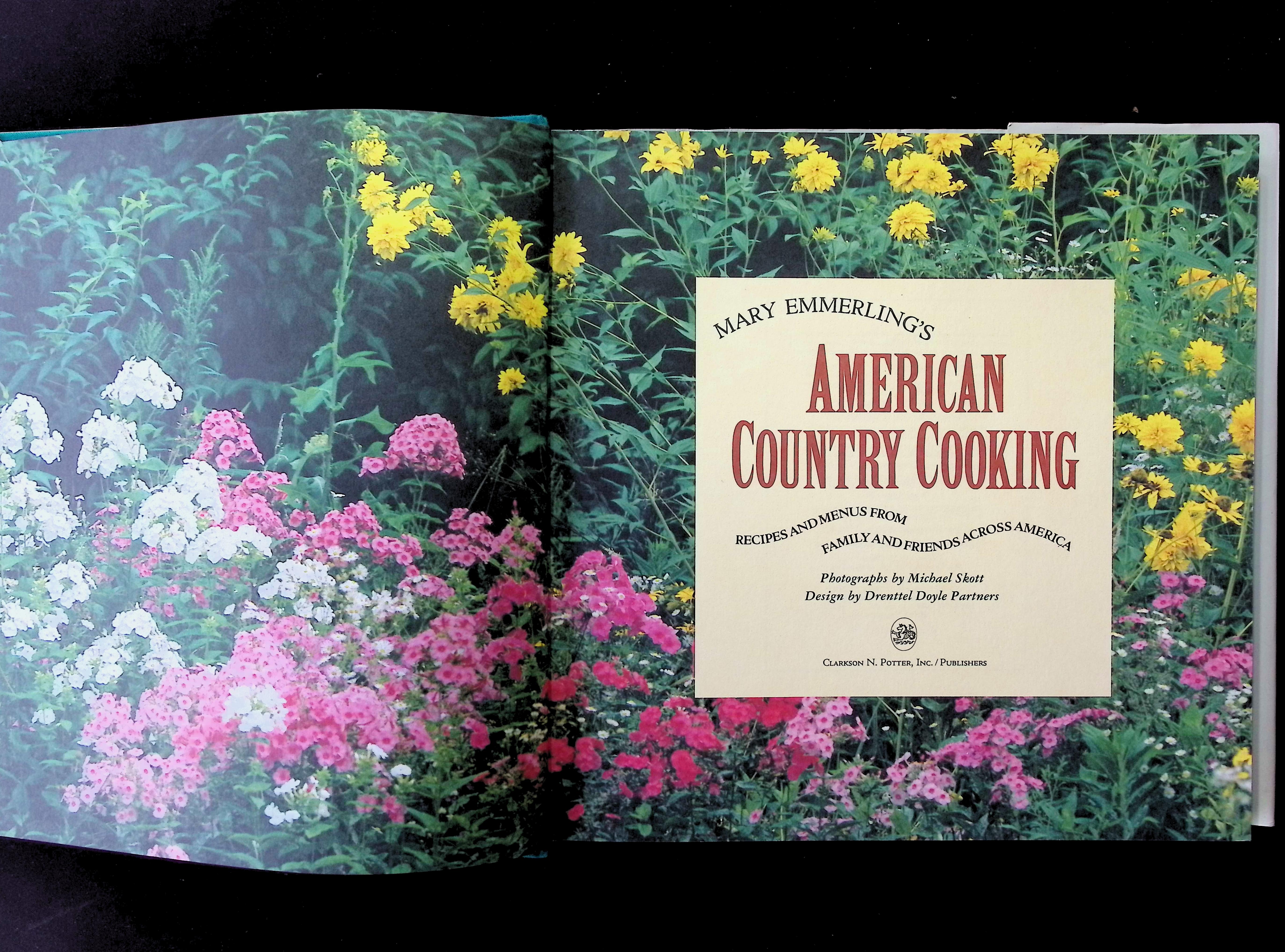 Mary Emmerling's American Country Cooking: Recipes and Menus from Family and Friends Across America — image 3