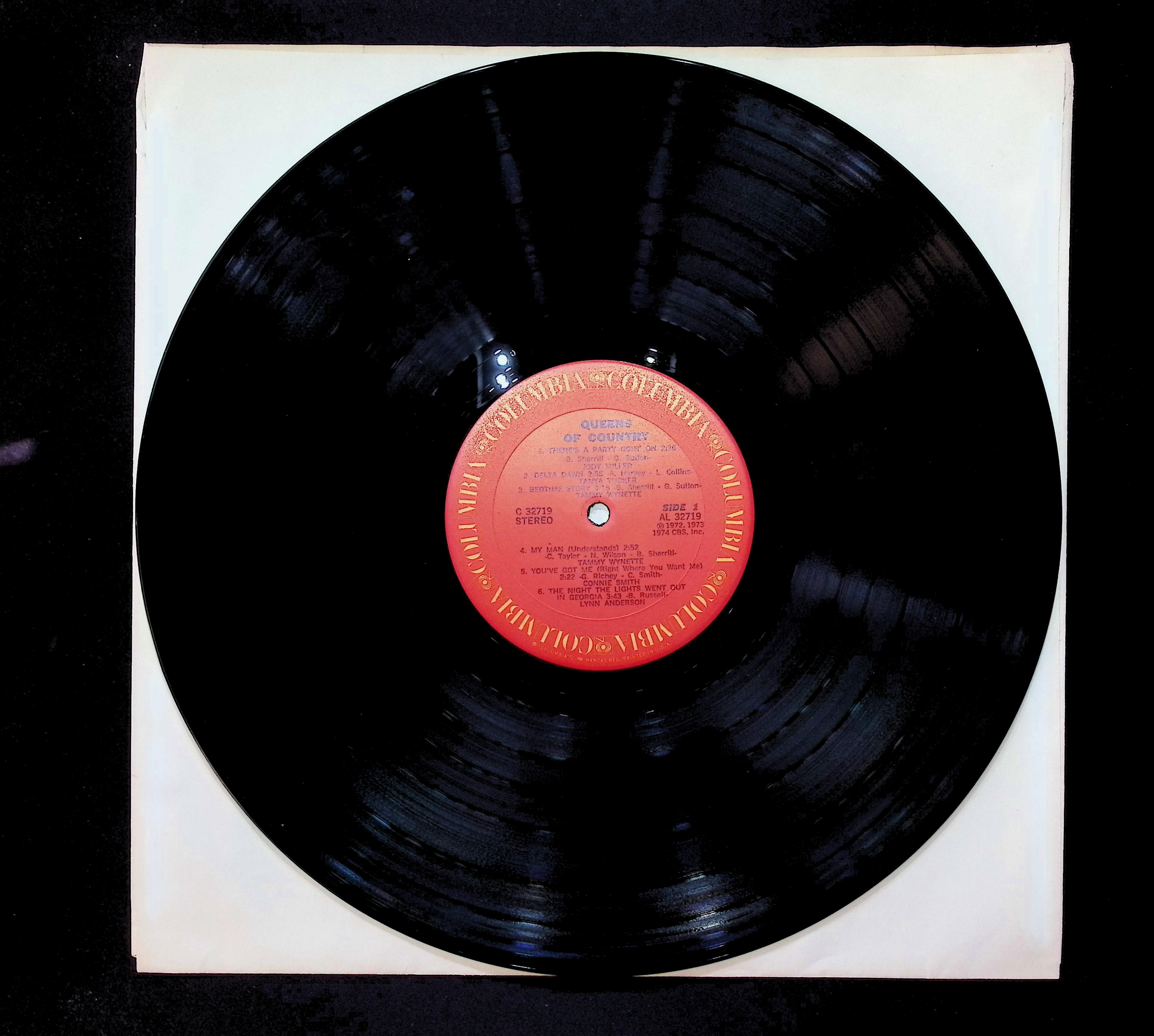 Various Queens Of Country 12" LP 1974 C 32719 Folk, World, & Country — image 5