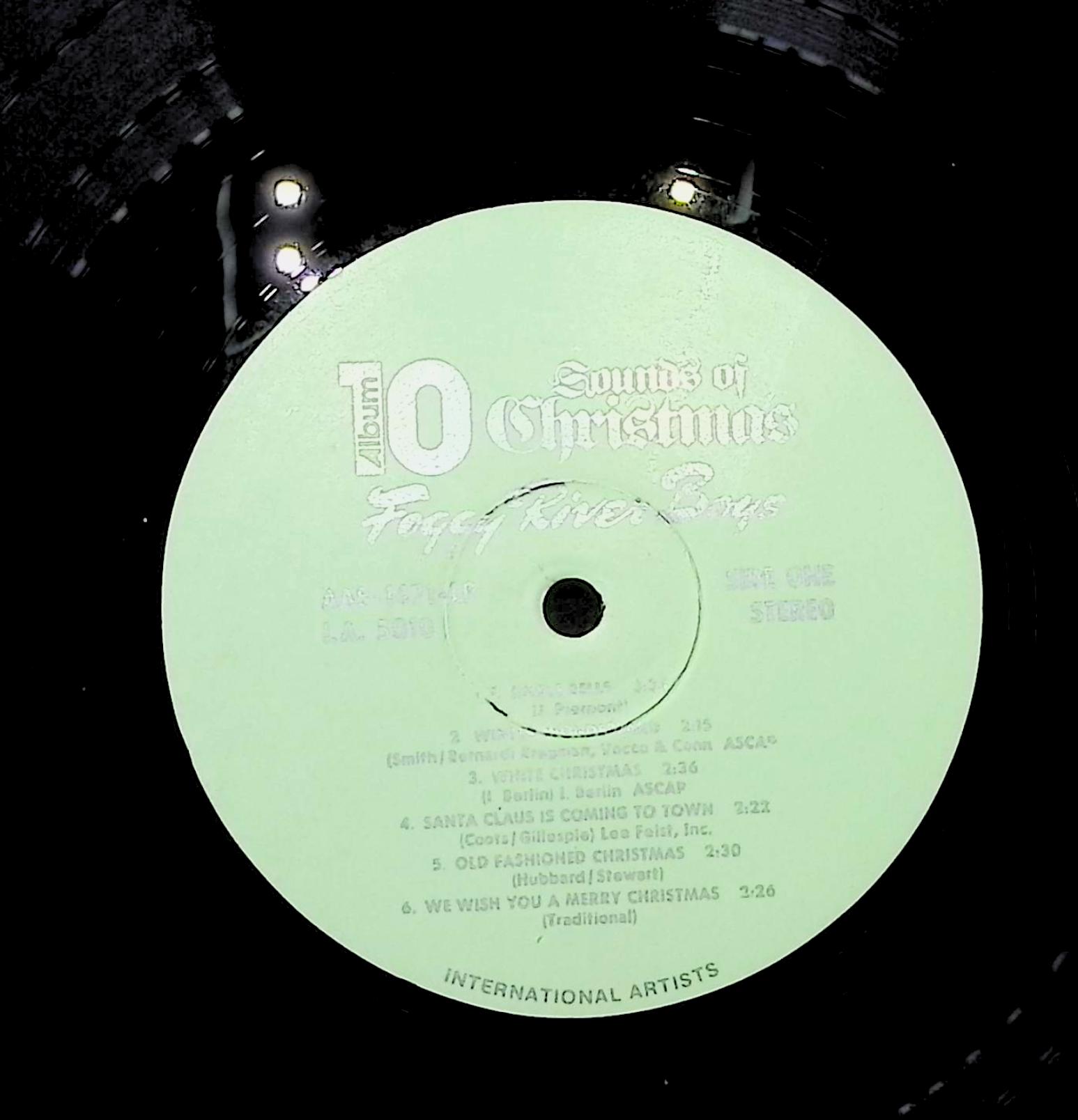 The Foggy River Boys Sounds Of Christmas 12" LP 0 International Artists (10) Folk, World, & Country — image 2