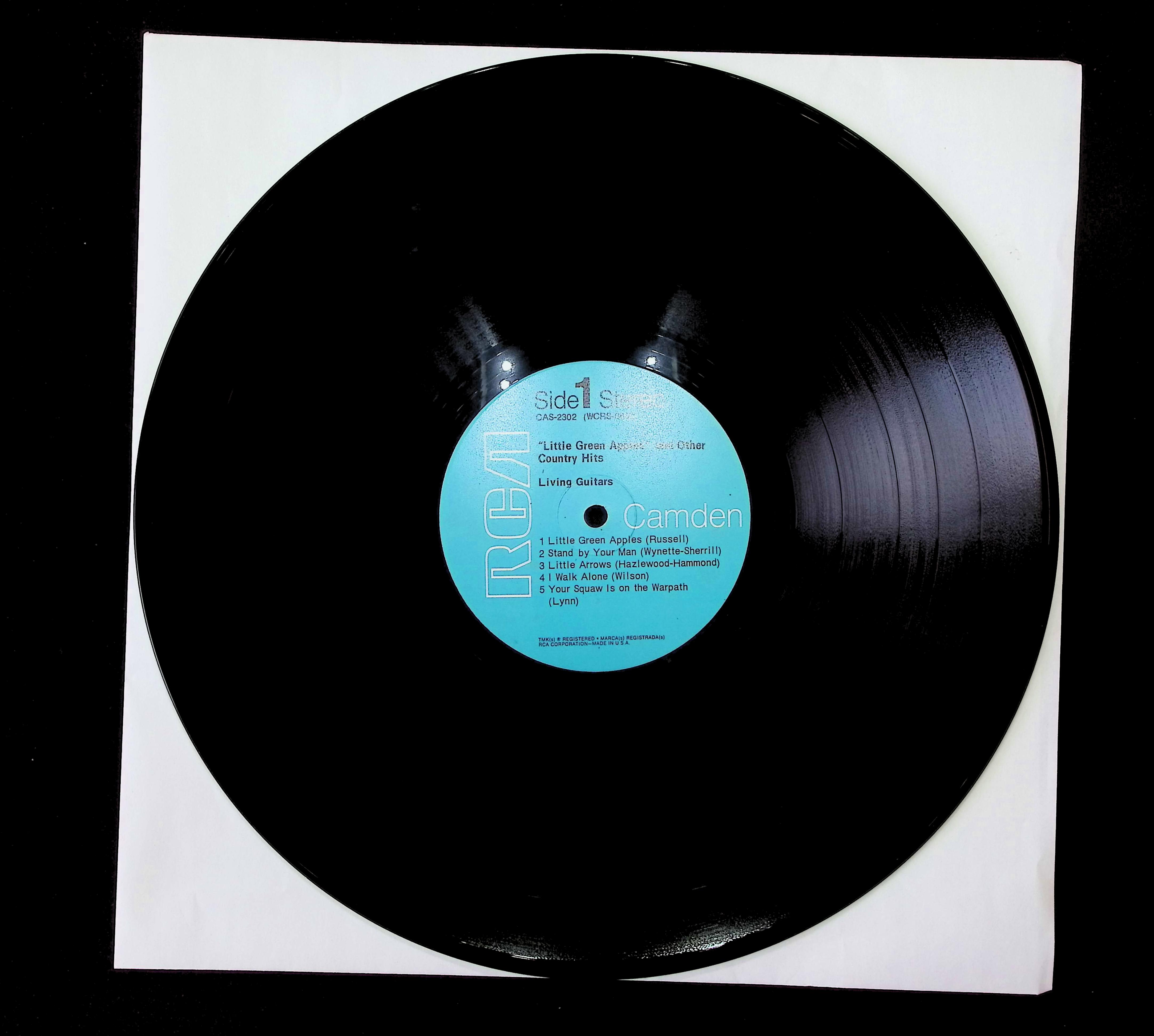 Living Guitars Little Green Apples And Other Country Hits 1971 LP Rock  — image 5