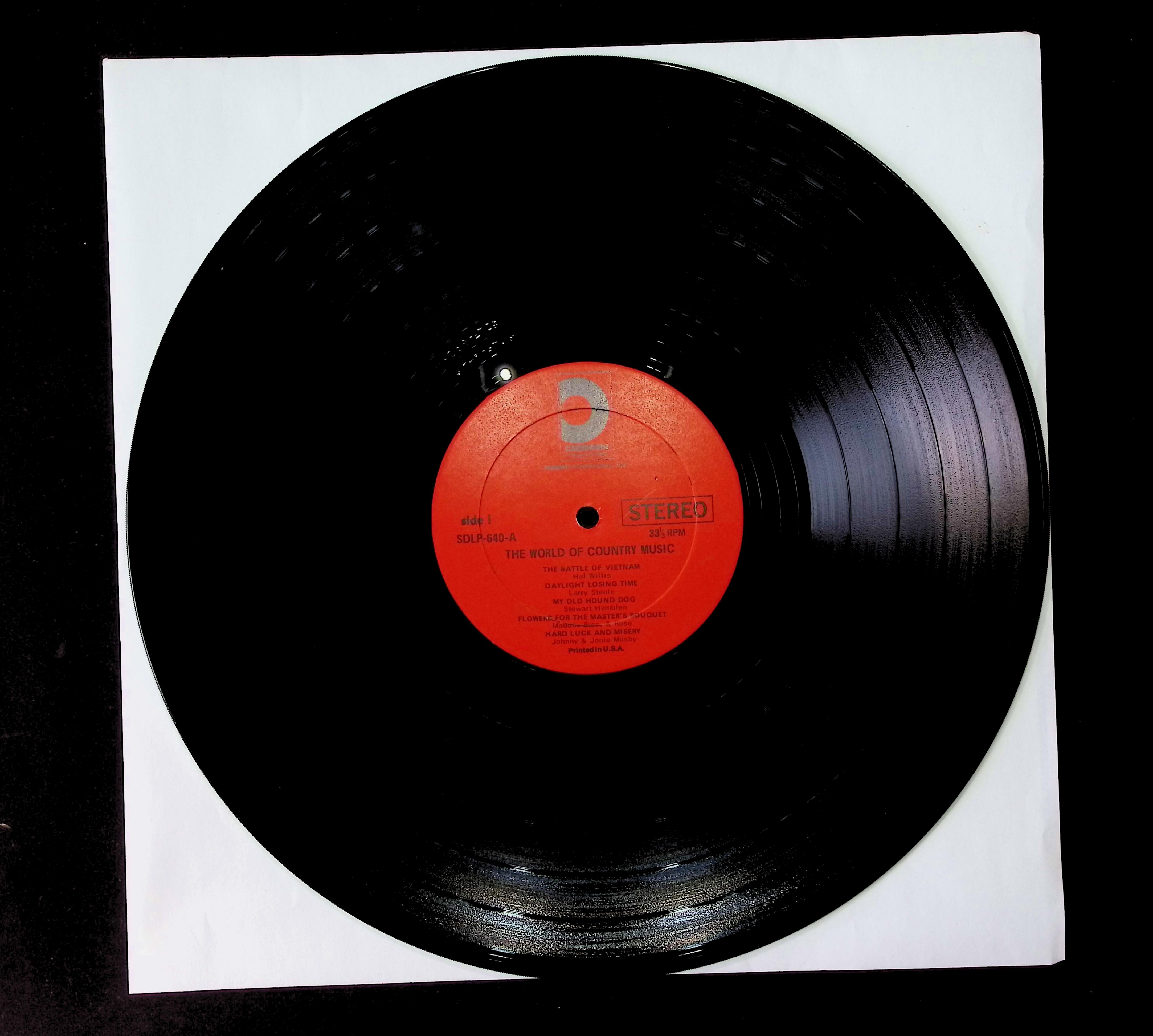 Various Artists The World Of Country Music 1967 LP SDLP-640 Folk,  World, & Country — image 3