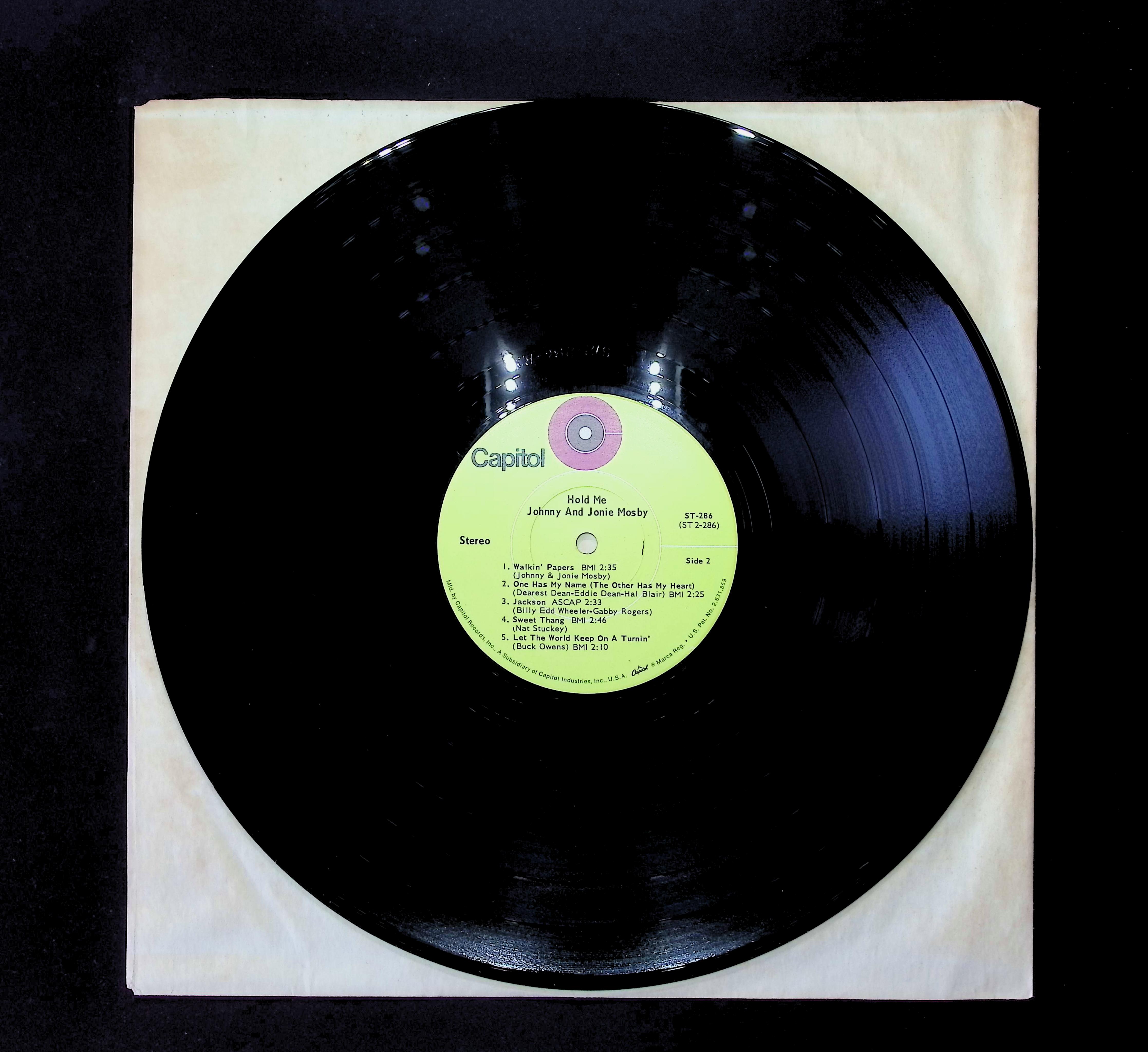 Johnny & Jonie Mosby Hold Me 1969 LP ST 286 Folk, World, & Country — image 3