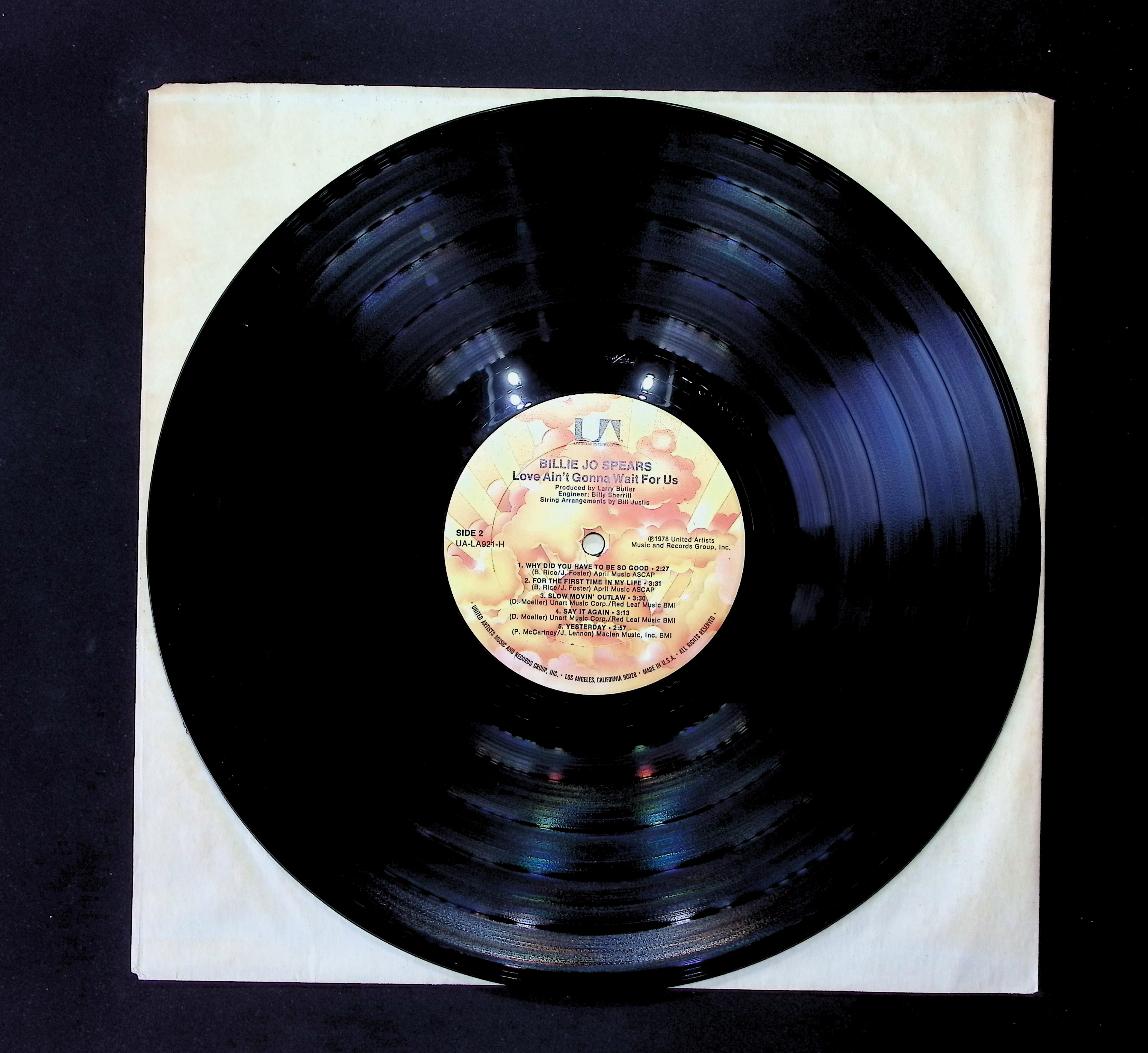Billie Jo Spears Love Ain't Gonna Wait For Us 1978 LP Pop  — image 3