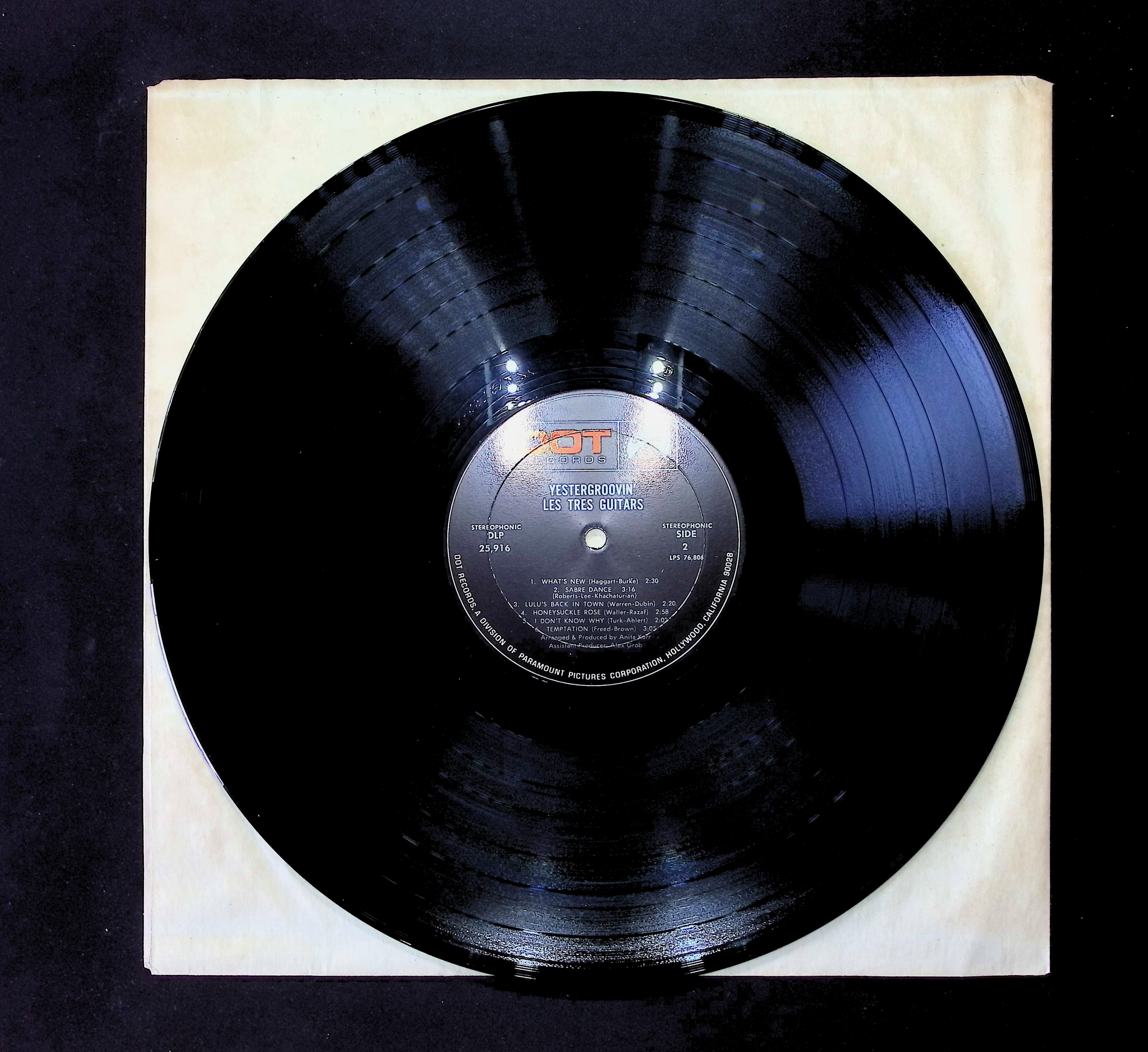 Anita Kerr Yestergroovin': Anita Kerr Presents Les Très Guitars 12" LP 1969 DLP 25916 Pop — image 3