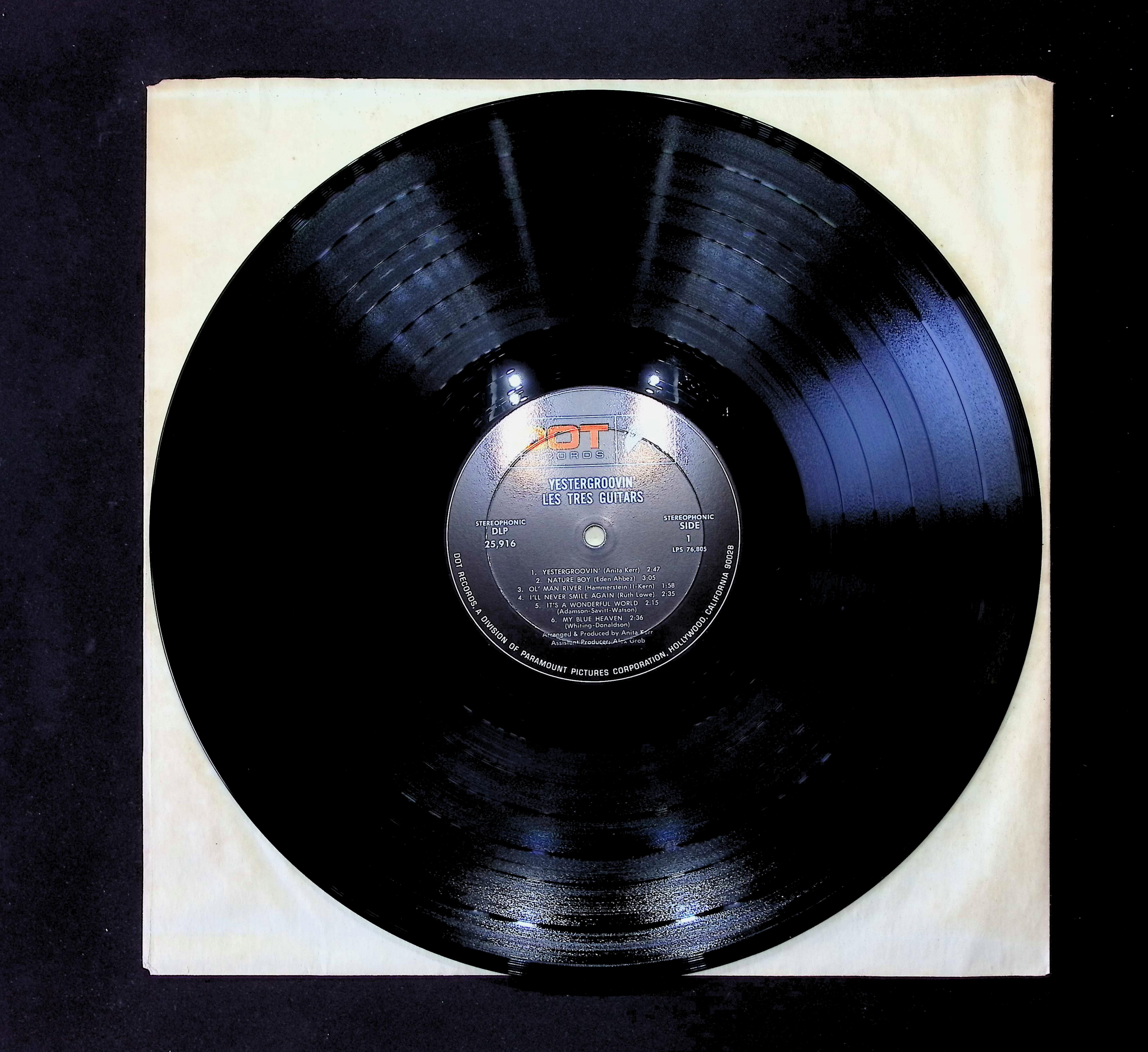 Anita Kerr Yestergroovin': Anita Kerr Presents Les Très Guitars 12" LP 1969 DLP 25916 Pop — image 5