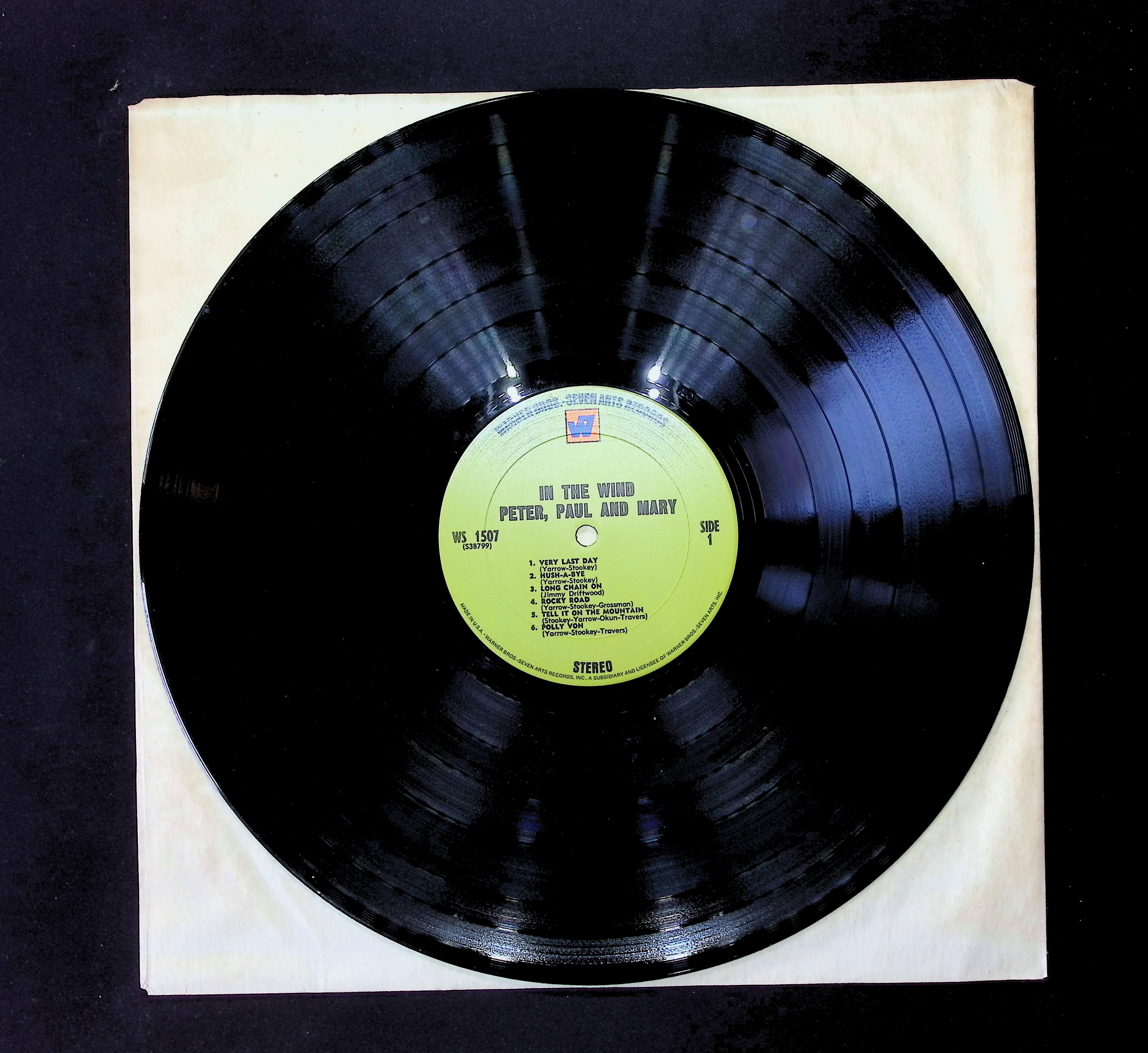 Peter, Paul & Mary In The Wind 12" LP 0 1507 Folk, World, & Country — image 3