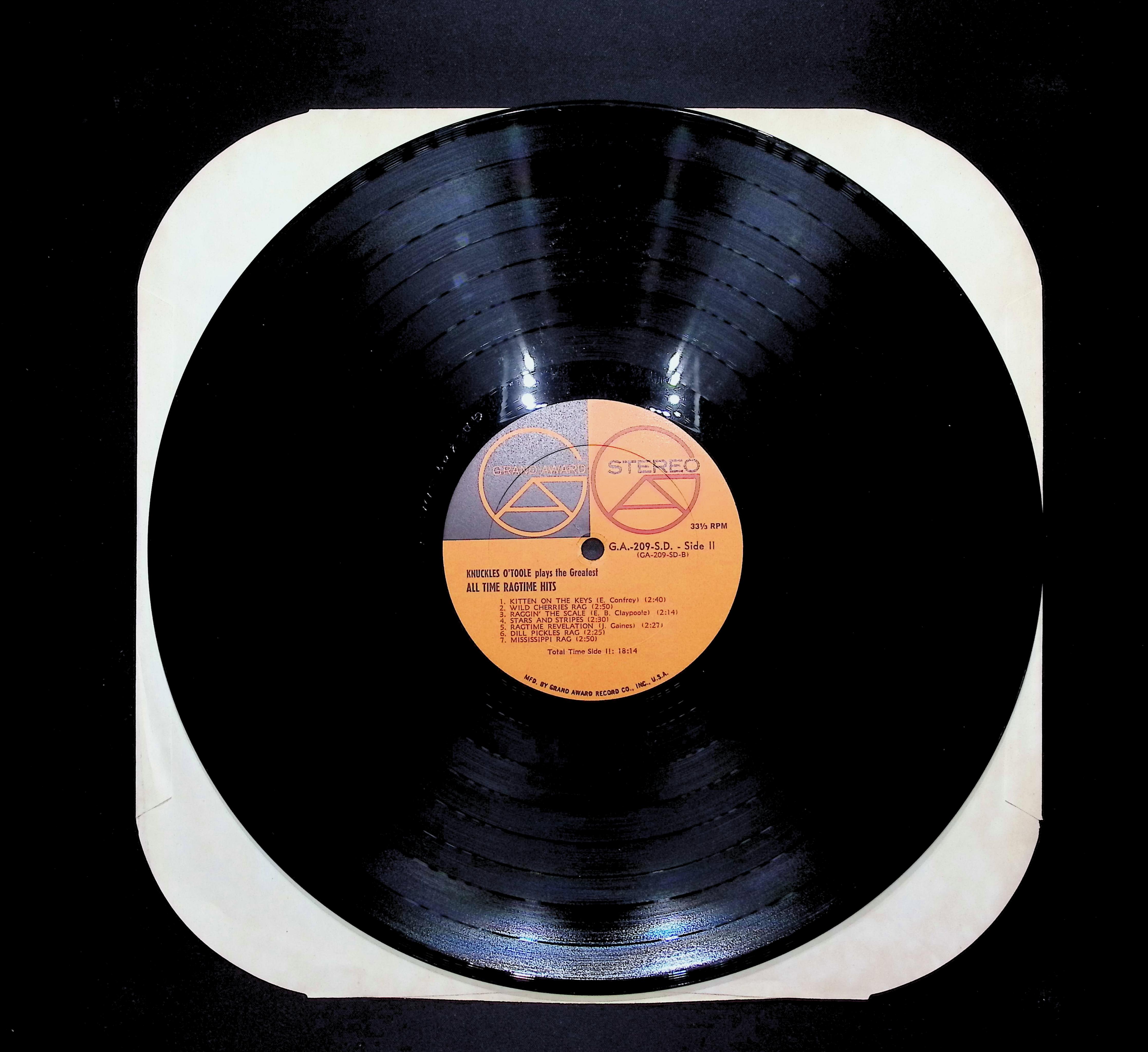 Knuckles O'Toole Knuckles O'Toole Plays The Greatest All-Time Ragtime Hits 12" LP 1960 GA 209 SD Jazz — image 3
