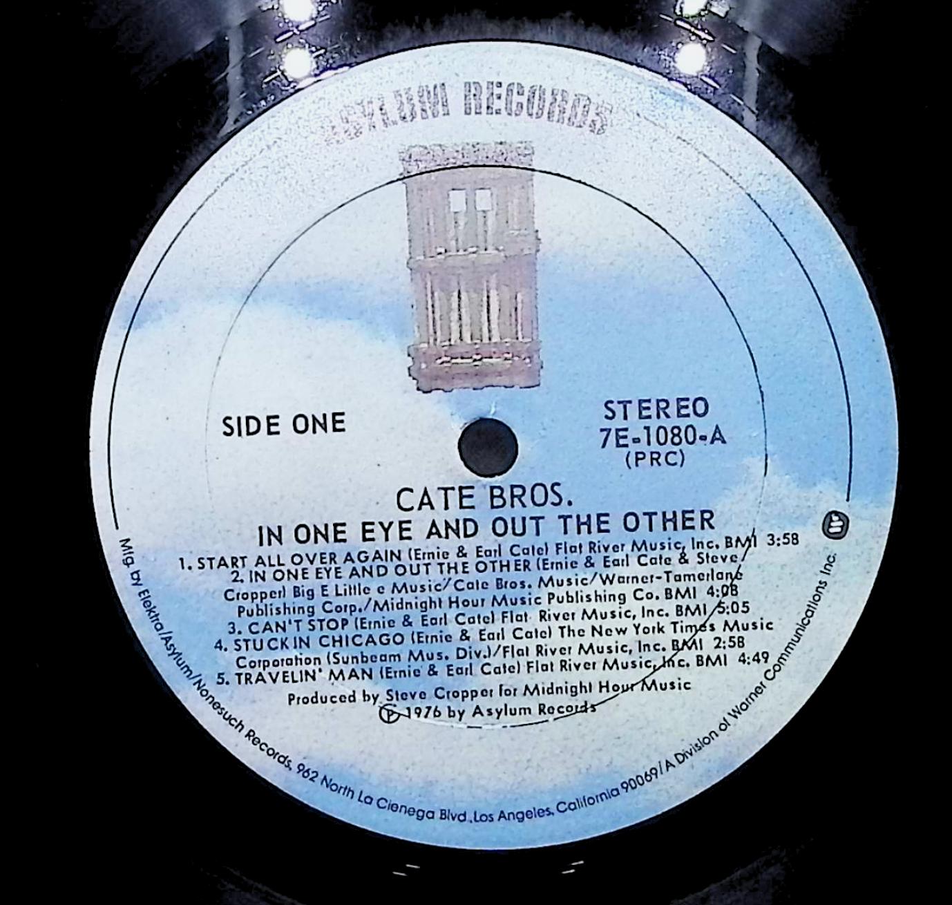 Cate Brothers In One Eye And Out The Other 12" LP 1976 7E-1080 Rock — image 2