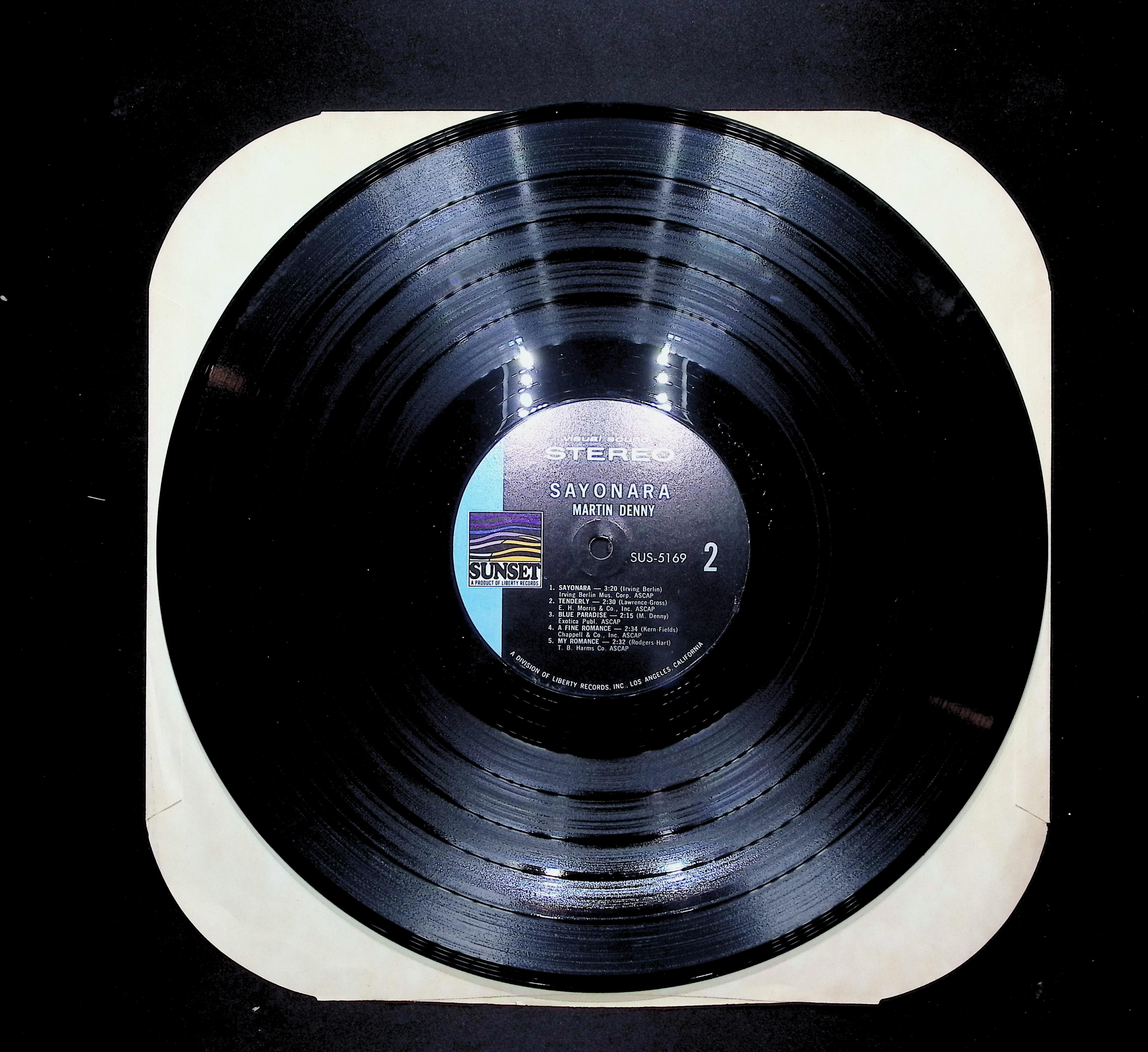 Martin Denny Sayonara 12" LP 1967 SUS-5169 Jazz — image 3